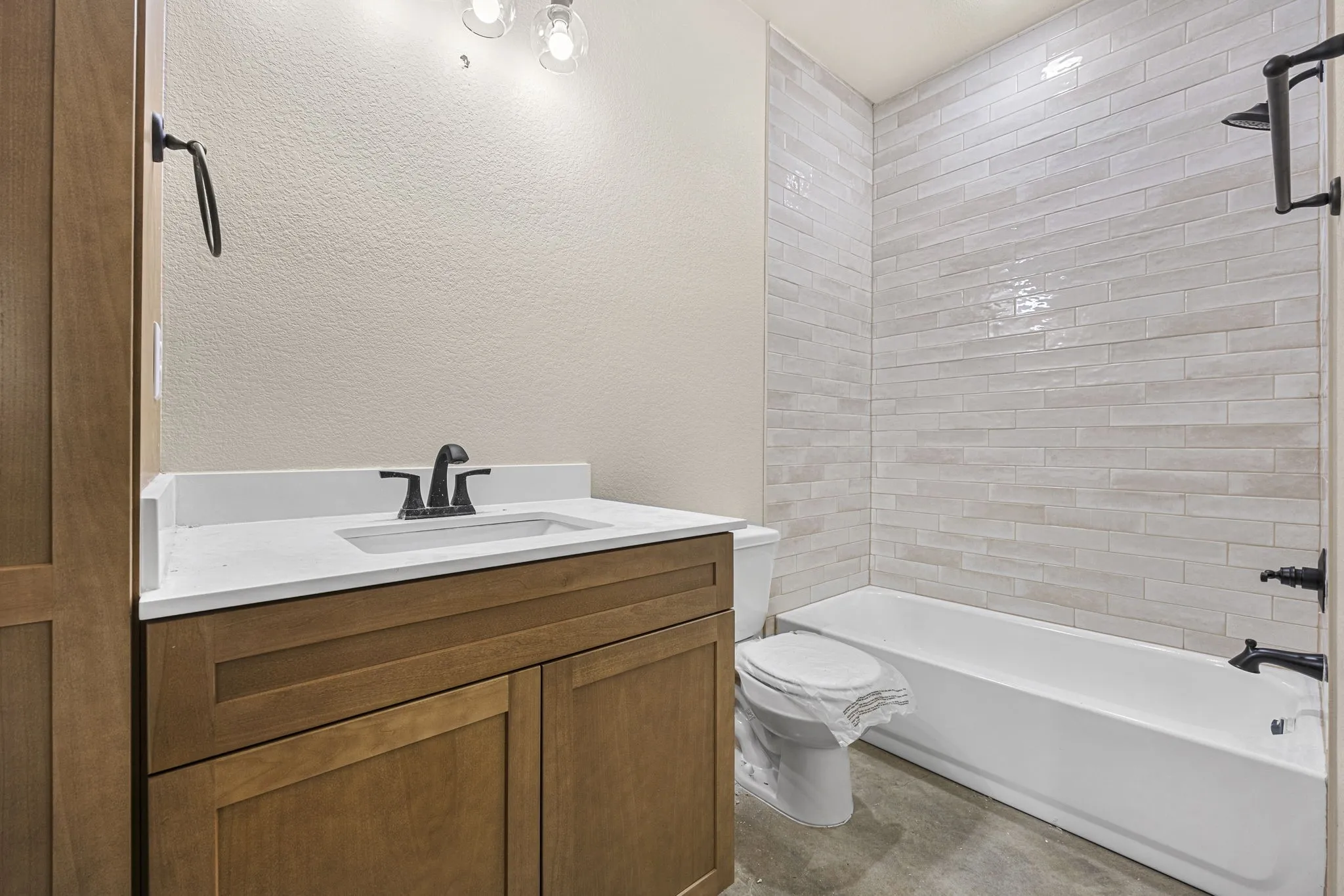 Townhouse For Sale in Bell County , 1315 Lone Pine Way, Killeen, Texas 76543, 3 Bedroom, 2 Bathroom, 1 Garage spaces, 1,325 Sqft, built in 2026, New Construction - Incomplete, mls#21197674, Real Estate Agent in Killeen, Homes For Sale in Bell county, Homes For Sale in Killeen, Realtor in Killeen Texas, Real Estate Brokerage Independent Realty Texas, Luminita Cordes Realtor