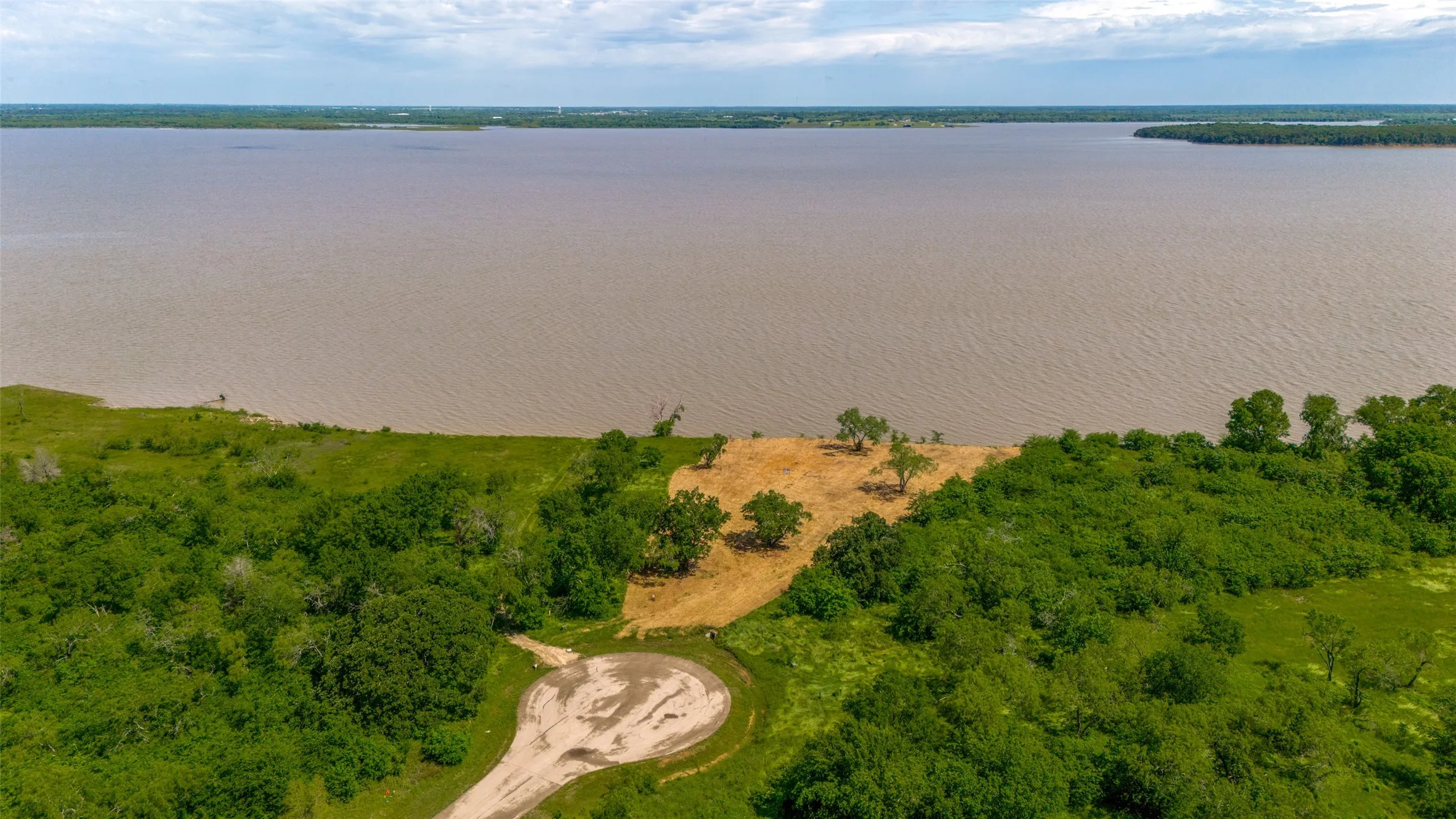 Unimproved Land For Sale in Kaufman County , 8437 Edgewater Drive, Kemp, Texas 75143, 0, 0, Garage spaces, 0 Sqft, built in 0, Price $295,000, mls#21199470, Real Estate Agent in Kemp, Homes For Sale in Kaufman county, Homes For Sale in Kemp, Realtor in Kemp Texas, Real Estate Brokerage Independent Realty Texas, Luminita Cordes Realtor