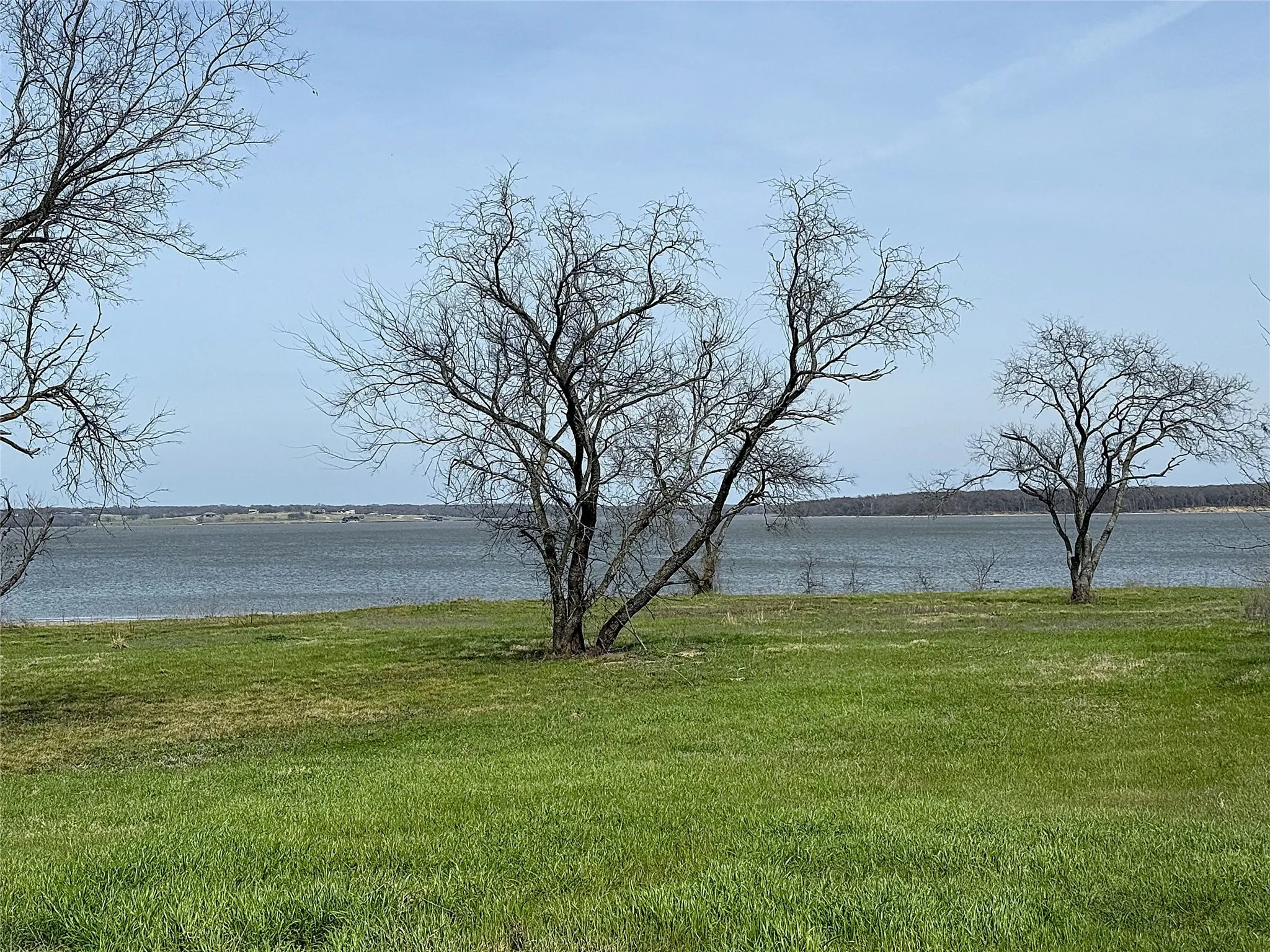 Unimproved Land For Sale in Kaufman County , 8437 Edgewater Drive, Kemp, Texas 75143, 0, 0, Garage spaces, 0 Sqft, built in 0, Price $295,000, mls#21199470, Real Estate Agent in Kemp, Homes For Sale in Kaufman county, Homes For Sale in Kemp, Realtor in Kemp Texas, Real Estate Brokerage Independent Realty Texas, Luminita Cordes Realtor