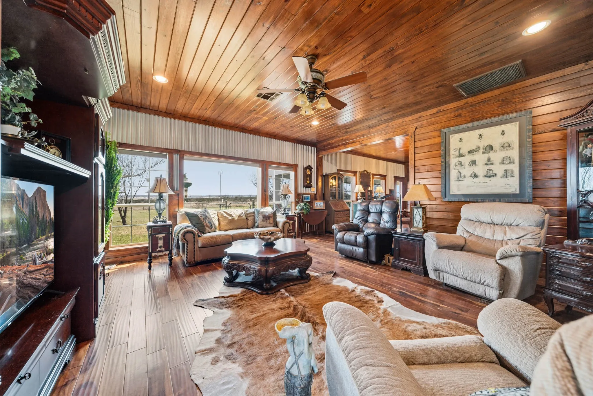 Farm For Sale in Hamilton County , 1642 County Road 234, Hico, Texas 76457, 2 Bedroom, 2 Bathroom, Garage spaces, 2,640 Sqft, built in 2006, mls#21199518, Real Estate Agent in Hico, Homes For Sale in Hamilton county, Homes For Sale in Hico, Realtor in Hico Texas, Real Estate Brokerage Independent Realty Texas, Luminita Cordes Realtor