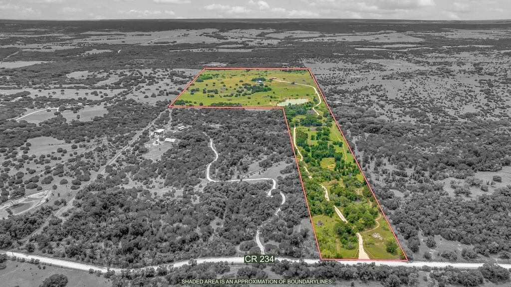 Farm For Sale in Hamilton County , 1642 County Road 234, Hico, Texas 76457, 2 Bedroom, 2 Bathroom, Garage spaces, 2,640 Sqft, built in 2006, mls#21199518, Real Estate Agent in Hico, Homes For Sale in Hamilton county, Homes For Sale in Hico, Realtor in Hico Texas, Real Estate Brokerage Independent Realty Texas, Luminita Cordes Realtor