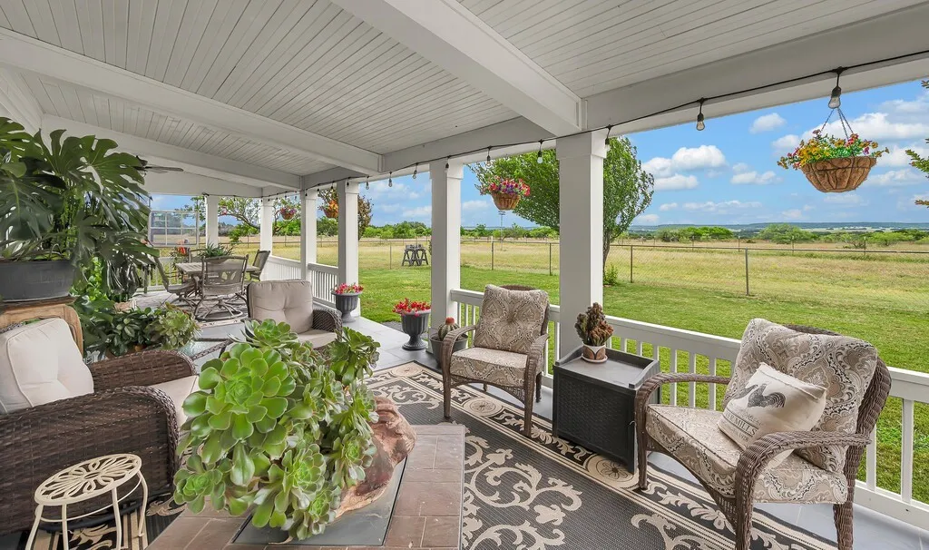 Farm For Sale in Hamilton County , 1642 County Road 234, Hico, Texas 76457, 2 Bedroom, 2 Bathroom, Garage spaces, 2,640 Sqft, built in 2006, mls#21199518, Real Estate Agent in Hico, Homes For Sale in Hamilton county, Homes For Sale in Hico, Realtor in Hico Texas, Real Estate Brokerage Independent Realty Texas, Luminita Cordes Realtor