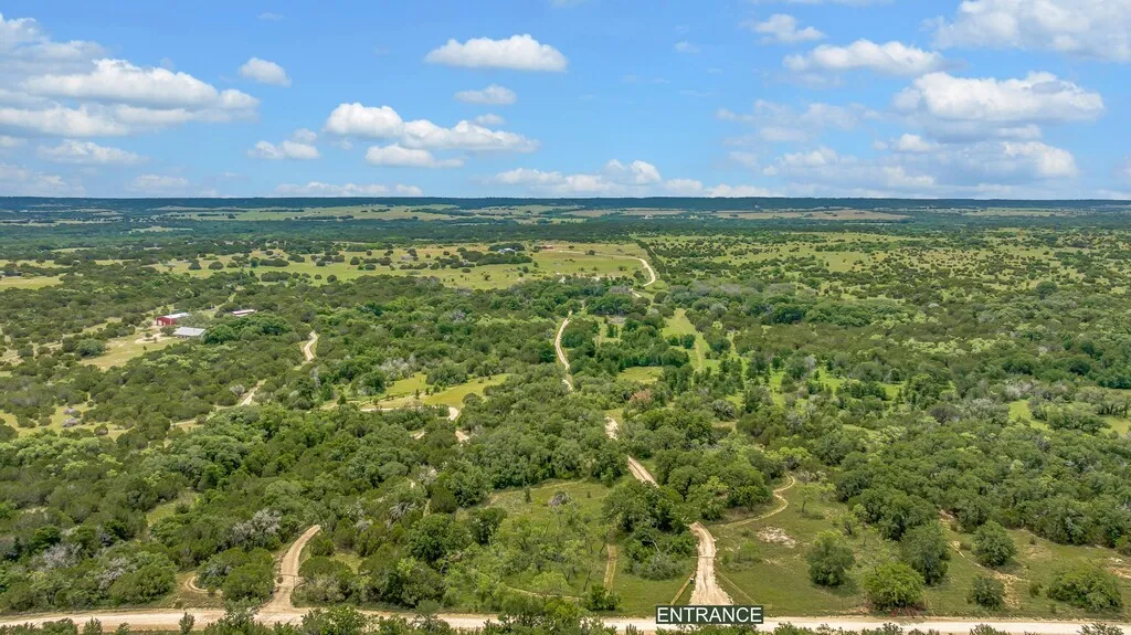 Farm For Sale in Hamilton County , 1642 County Road 234, Hico, Texas 76457, 2 Bedroom, 2 Bathroom, Garage spaces, 2,640 Sqft, built in 2006, mls#21199518, Real Estate Agent in Hico, Homes For Sale in Hamilton county, Homes For Sale in Hico, Realtor in Hico Texas, Real Estate Brokerage Independent Realty Texas, Luminita Cordes Realtor