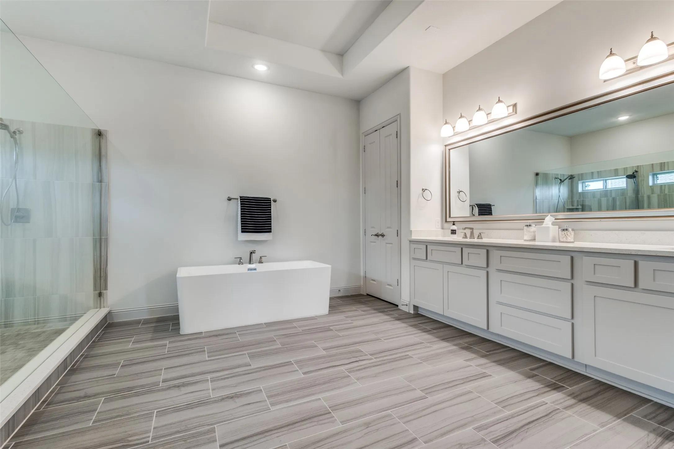 Single Family Residence For Sale in Denton County , 2924 Prairie View Drive, Northlake, Texas 76226, 4 Bedroom, 4 Bathroom, 3 Garage spaces, 4,351 Sqft, built in 2018, Preowned, mls#21194383, Real Estate Agent in Northlake, Homes For Sale in Denton county, Homes For Sale in Northlake, Realtor in Northlake Texas, Real Estate Brokerage Independent Realty Texas, Luminita Cordes Realtor
