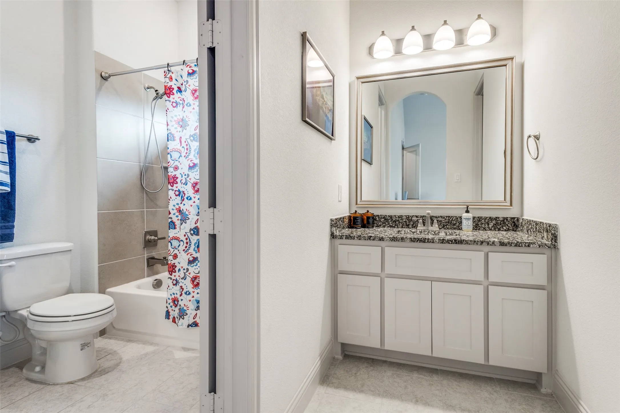 Single Family Residence For Sale in Denton County , 2924 Prairie View Drive, Northlake, Texas 76226, 4 Bedroom, 4 Bathroom, 3 Garage spaces, 4,351 Sqft, built in 2018, Preowned, mls#21194383, Real Estate Agent in Northlake, Homes For Sale in Denton county, Homes For Sale in Northlake, Realtor in Northlake Texas, Real Estate Brokerage Independent Realty Texas, Luminita Cordes Realtor