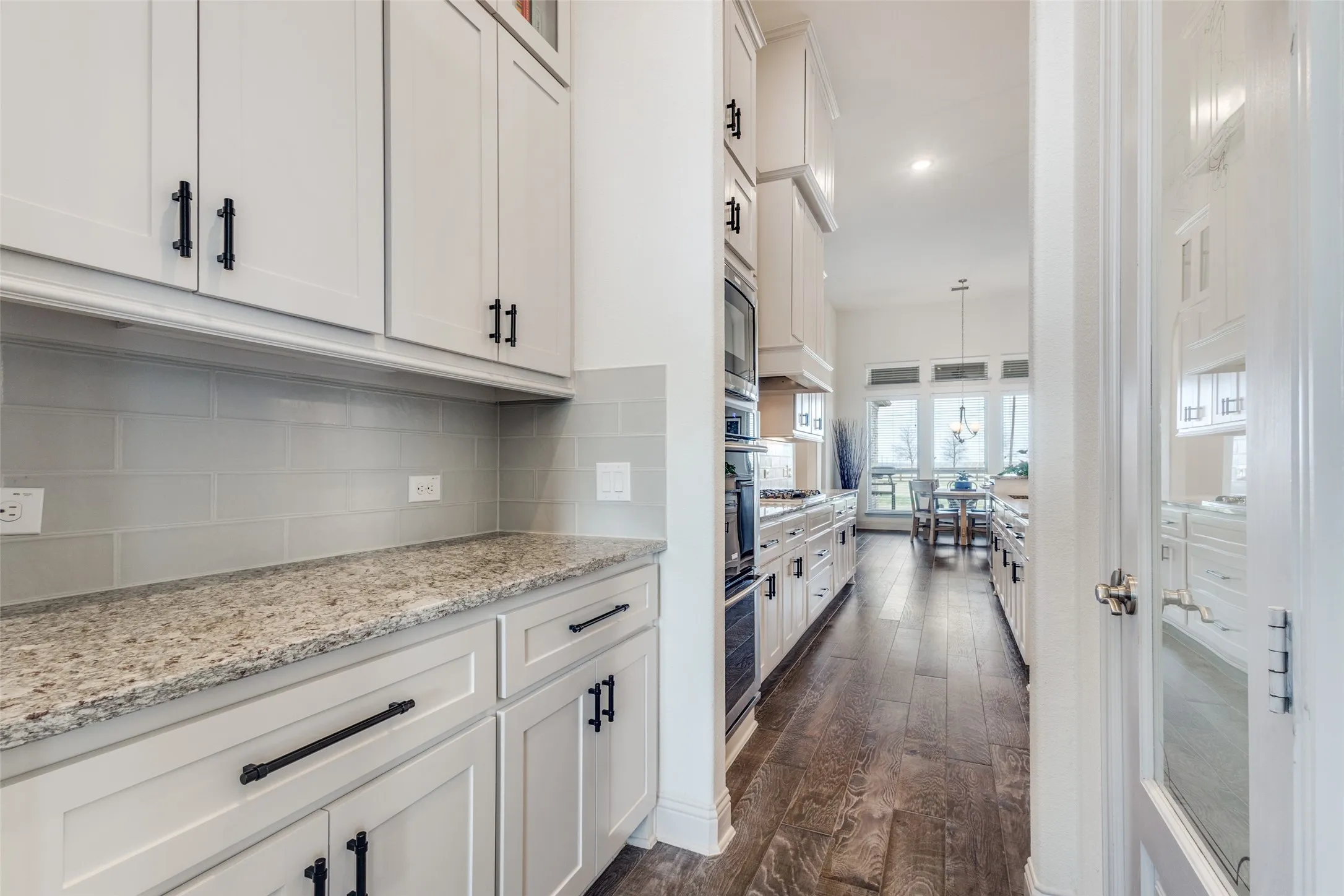 Single Family Residence For Sale in Denton County , 2924 Prairie View Drive, Northlake, Texas 76226, 4 Bedroom, 4 Bathroom, 3 Garage spaces, 4,351 Sqft, built in 2018, Preowned, mls#21194383, Real Estate Agent in Northlake, Homes For Sale in Denton county, Homes For Sale in Northlake, Realtor in Northlake Texas, Real Estate Brokerage Independent Realty Texas, Luminita Cordes Realtor