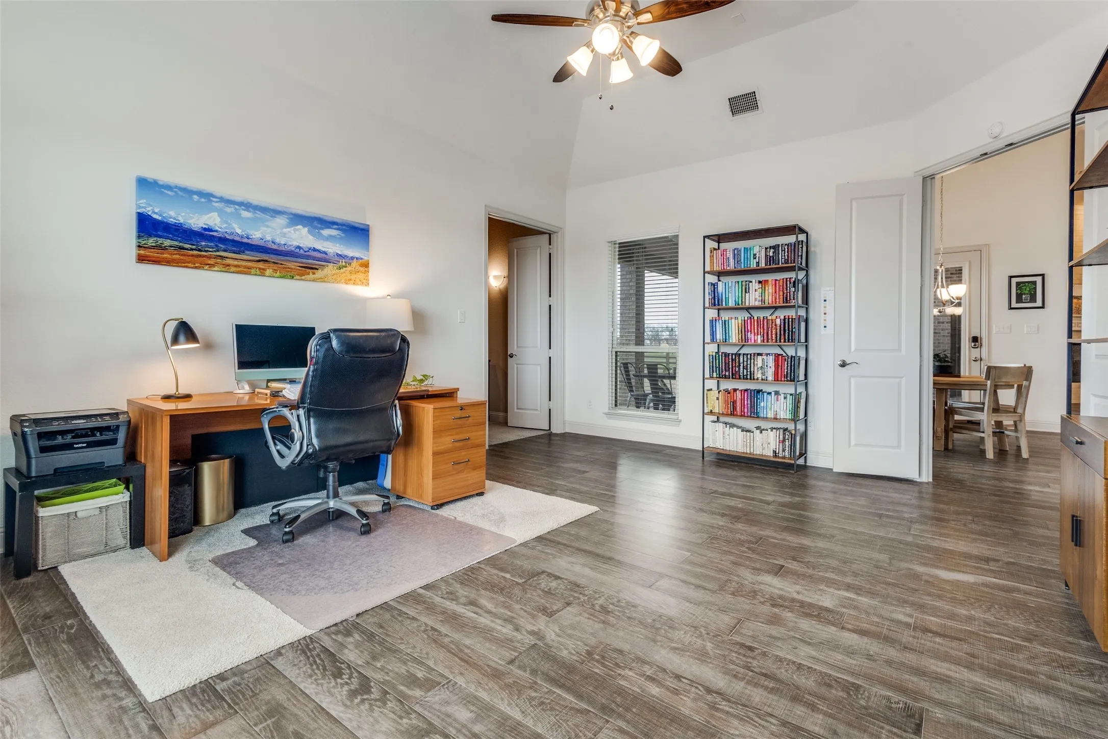Single Family Residence For Sale in Denton County , 2924 Prairie View Drive, Northlake, Texas 76226, 4 Bedroom, 4 Bathroom, 3 Garage spaces, 4,351 Sqft, built in 2018, Preowned, mls#21194383, Real Estate Agent in Northlake, Homes For Sale in Denton county, Homes For Sale in Northlake, Realtor in Northlake Texas, Real Estate Brokerage Independent Realty Texas, Luminita Cordes Realtor