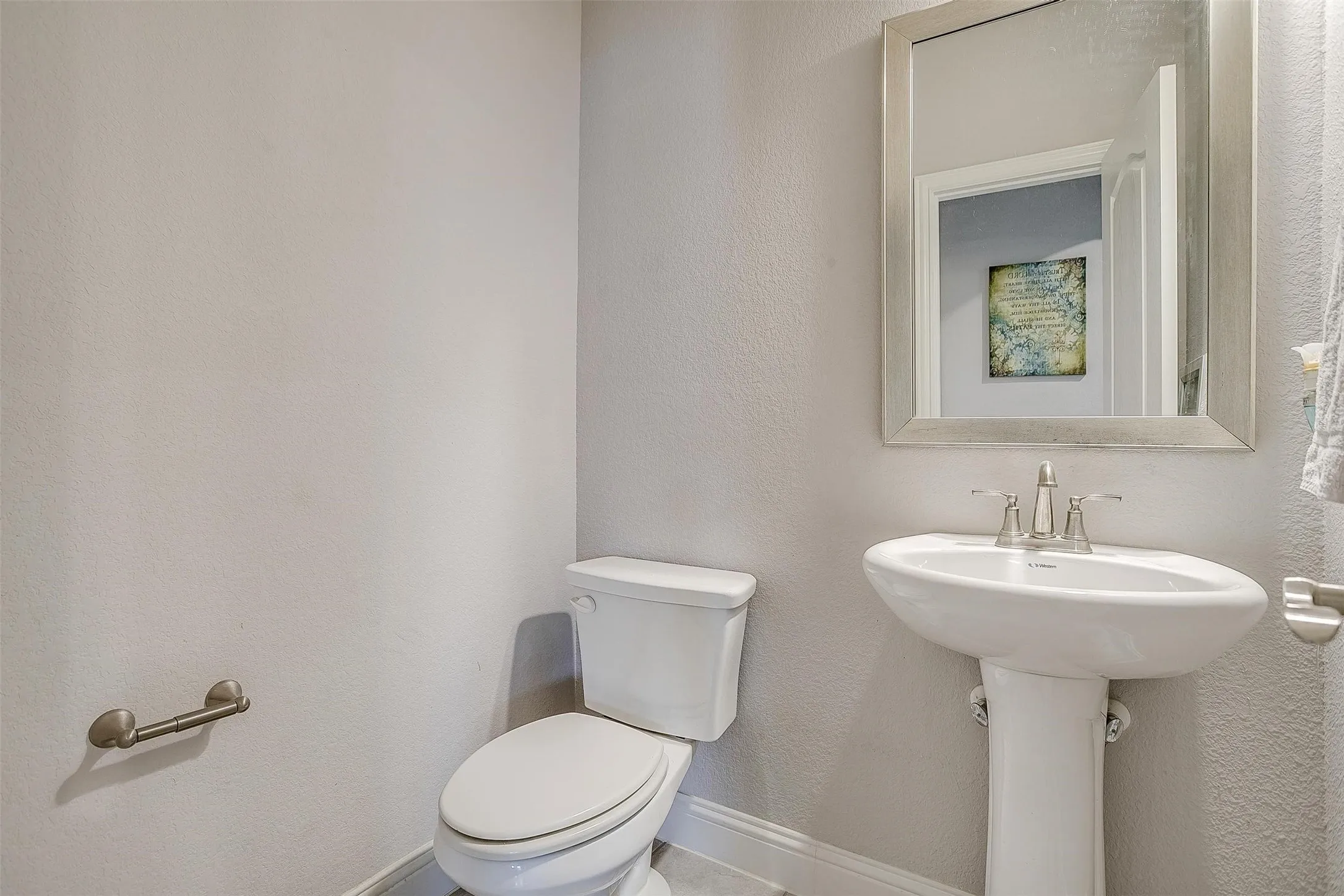 Single Family Residence For Sale in Tarrant County , 433 Joseph Lane, Crowley, Texas 76036, 4 Bedroom, 3 Bathroom, 2 Garage spaces, 3,011 Sqft, built in 2019, Preowned, mls#21199605, Real Estate Agent in Crowley, Homes For Sale in Tarrant county, Homes For Sale in Crowley, Realtor in Crowley Texas, Real Estate Brokerage Independent Realty Texas, Luminita Cordes Realtor