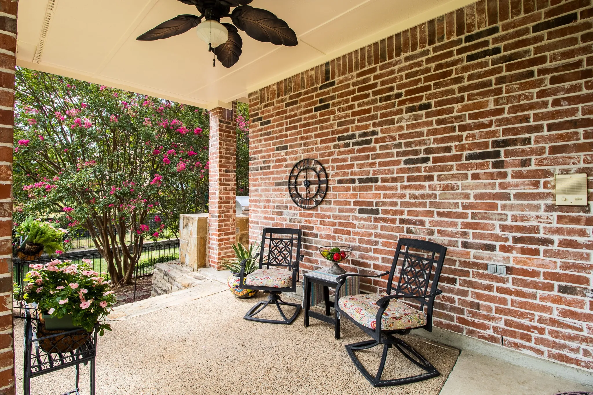 Single Family Residence For Sale in Collin County , 3316 Meadow Wood Drive, Richardson, Texas 75082, 4 Bedroom, 3 Bathroom, 2 Garage spaces, 3,018 Sqft, built in 1999, mls#21170670, Real Estate Agent in Richardson, Homes For Sale in Collin county, Homes For Sale in Richardson, Realtor in Richardson Texas, Real Estate Brokerage Independent Realty Texas, Luminita Cordes Realtor