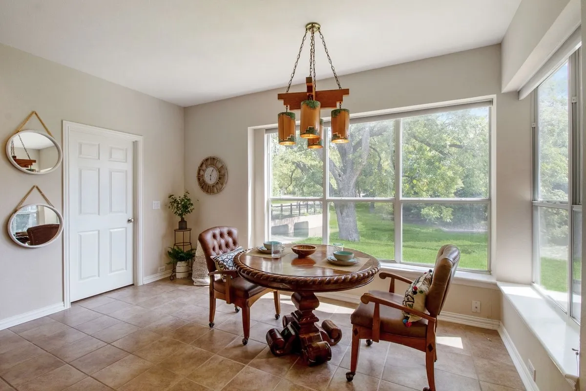 Single Family Residence For Sale in Collin County , 3316 Meadow Wood Drive, Richardson, Texas 75082, 4 Bedroom, 3 Bathroom, 2 Garage spaces, 3,018 Sqft, built in 1999, mls#21170670, Real Estate Agent in Richardson, Homes For Sale in Collin county, Homes For Sale in Richardson, Realtor in Richardson Texas, Real Estate Brokerage Independent Realty Texas, Luminita Cordes Realtor