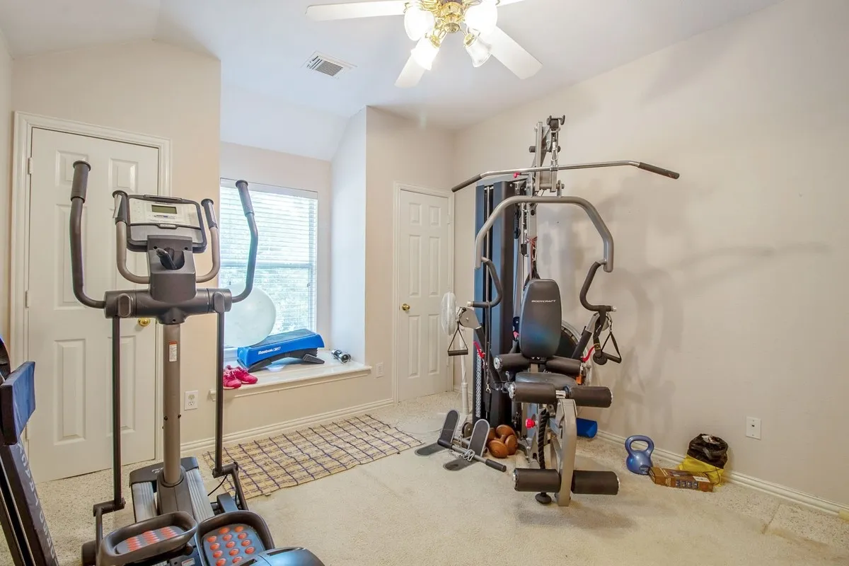 Single Family Residence For Sale in Collin County , 3316 Meadow Wood Drive, Richardson, Texas 75082, 4 Bedroom, 3 Bathroom, 2 Garage spaces, 3,018 Sqft, built in 1999, mls#21170670, Real Estate Agent in Richardson, Homes For Sale in Collin county, Homes For Sale in Richardson, Realtor in Richardson Texas, Real Estate Brokerage Independent Realty Texas, Luminita Cordes Realtor