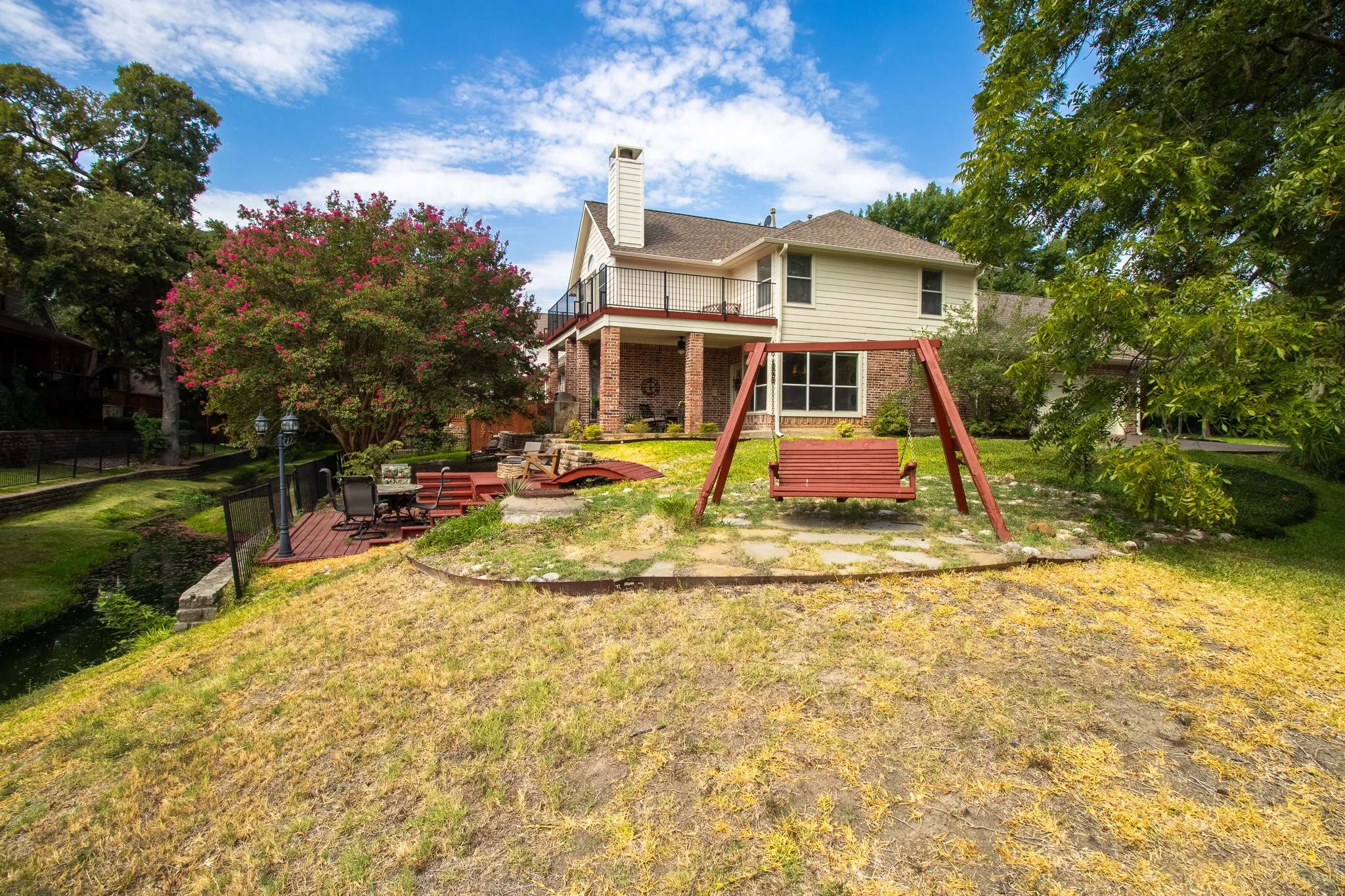 Single Family Residence For Sale in Collin County , 3316 Meadow Wood Drive, Richardson, Texas 75082, 4 Bedroom, 3 Bathroom, 2 Garage spaces, 3,018 Sqft, built in 1999, mls#21170670, Real Estate Agent in Richardson, Homes For Sale in Collin county, Homes For Sale in Richardson, Realtor in Richardson Texas, Real Estate Brokerage Independent Realty Texas, Luminita Cordes Realtor