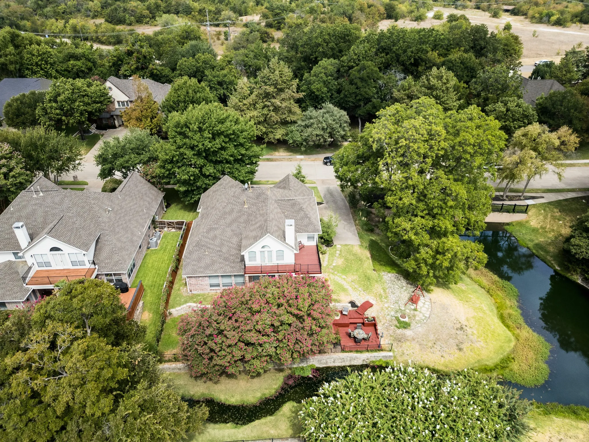 Single Family Residence For Sale in Collin County , 3316 Meadow Wood Drive, Richardson, Texas 75082, 4 Bedroom, 3 Bathroom, 2 Garage spaces, 3,018 Sqft, built in 1999, mls#21170670, Real Estate Agent in Richardson, Homes For Sale in Collin county, Homes For Sale in Richardson, Realtor in Richardson Texas, Real Estate Brokerage Independent Realty Texas, Luminita Cordes Realtor