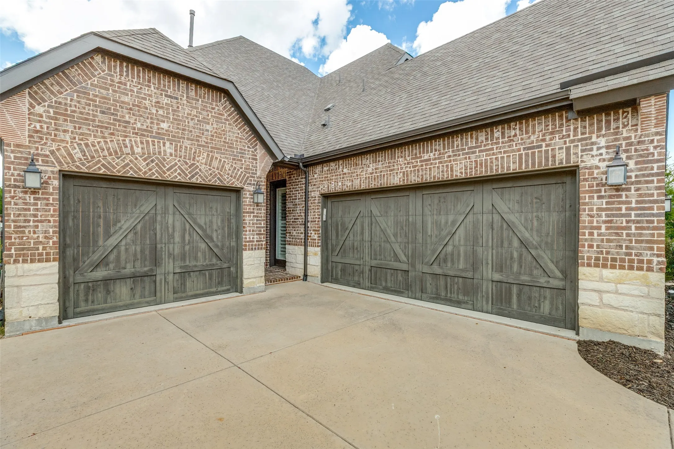 Single Family Residence For Sale in Collin County , 2171 Longmont Lane, Prosper, Texas 75078, 4 Bedroom, 4 Bathroom, 3 Garage spaces, 3,606 Sqft, built in 2019, Preowned, mls#21197831, Real Estate Agent in Prosper, Homes For Sale in Collin county, Homes For Sale in Prosper, Realtor in Prosper Texas, Real Estate Brokerage Independent Realty Texas, Luminita Cordes Realtor