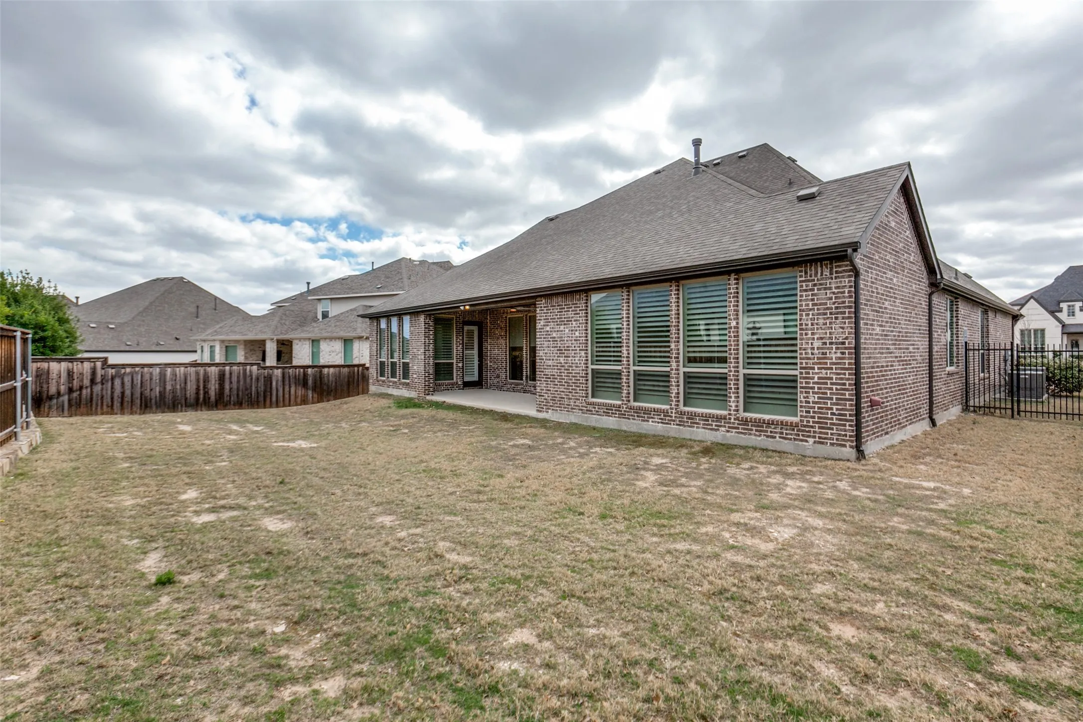 Single Family Residence For Sale in Collin County , 2171 Longmont Lane, Prosper, Texas 75078, 4 Bedroom, 4 Bathroom, 3 Garage spaces, 3,606 Sqft, built in 2019, Preowned, mls#21197831, Real Estate Agent in Prosper, Homes For Sale in Collin county, Homes For Sale in Prosper, Realtor in Prosper Texas, Real Estate Brokerage Independent Realty Texas, Luminita Cordes Realtor