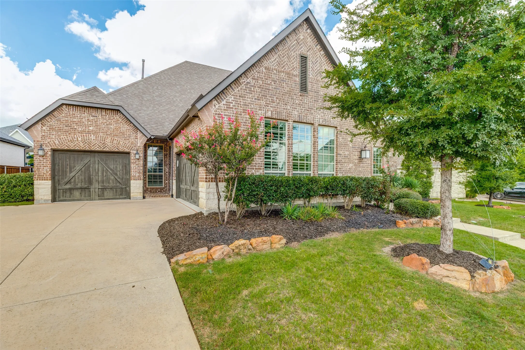 Single Family Residence For Sale in Collin County , 2171 Longmont Lane, Prosper, Texas 75078, 4 Bedroom, 4 Bathroom, 3 Garage spaces, 3,606 Sqft, built in 2019, Preowned, mls#21197831, Real Estate Agent in Prosper, Homes For Sale in Collin county, Homes For Sale in Prosper, Realtor in Prosper Texas, Real Estate Brokerage Independent Realty Texas, Luminita Cordes Realtor