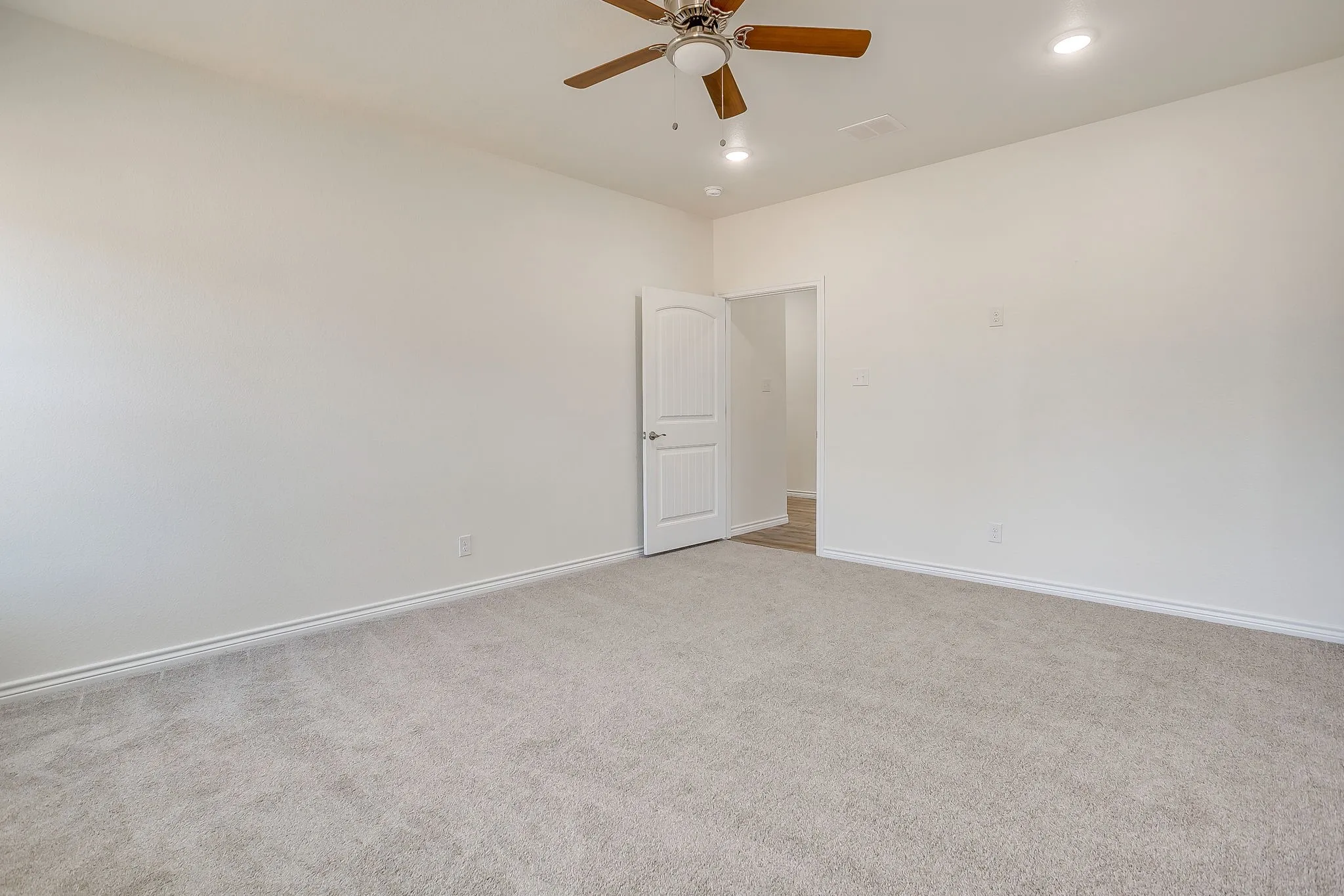 Single Family Residence For Sale in Hill County , 130 Abbott Avenue, Covington, Texas 76636, 4 Bedrooms, 2 Bathrooms, 2 Garage spaces, 1,841 Sqft, built in 2026, New Construction - Complete, Price $339,900, mls#21198631, Real Estate Agent in Covington, Homes For Sale in Hill county, Homes For Sale in Covington, Realtor in Covington Texas, Real Estate Brokerage Independent Realty Texas, Luminita Cordes Realtor
