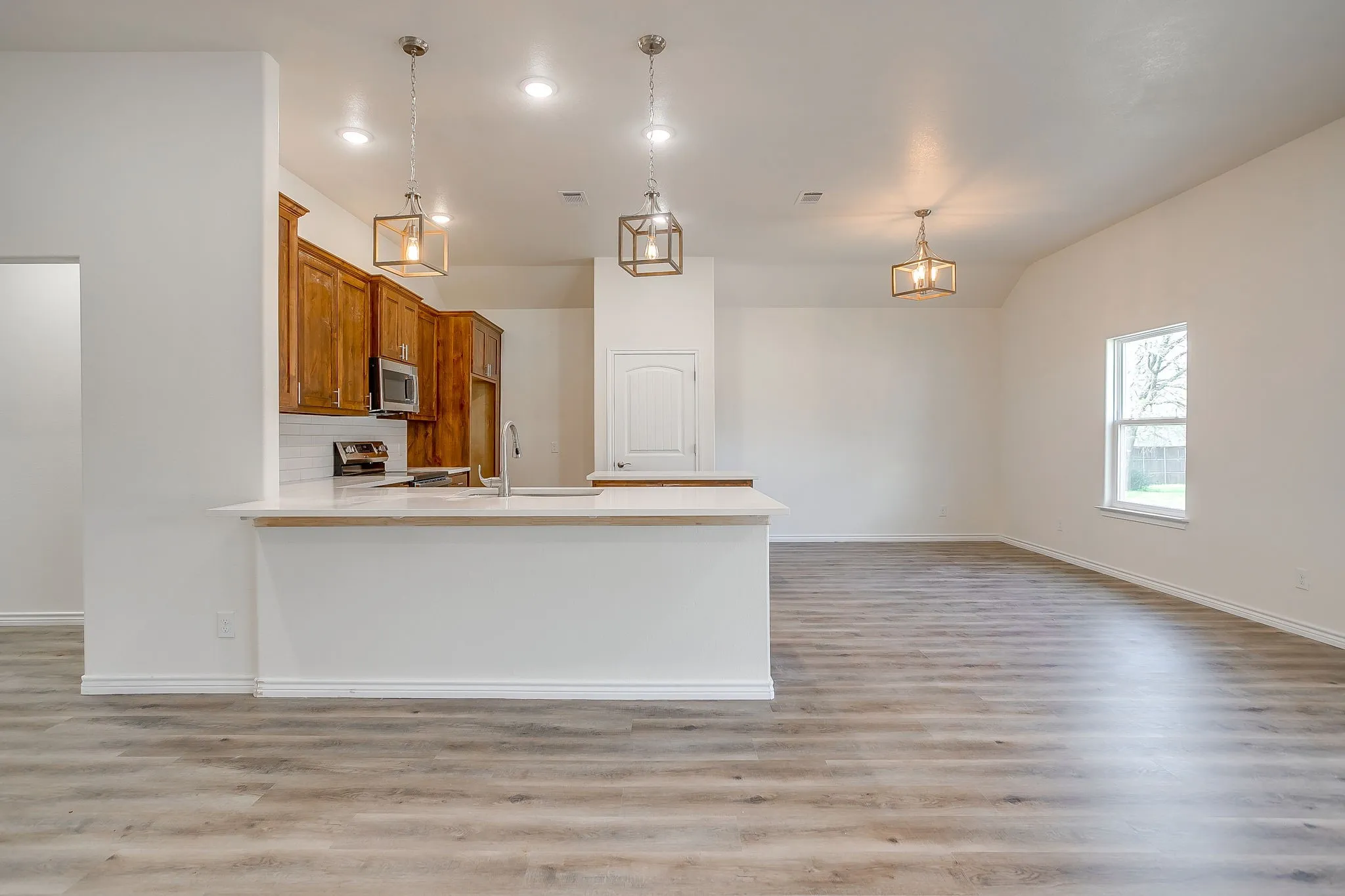Single Family Residence For Sale in Hill County , 130 Abbott Avenue, Covington, Texas 76636, 4 Bedrooms, 2 Bathrooms, 2 Garage spaces, 1,841 Sqft, built in 2026, New Construction - Complete, Price $339,900, mls#21198631, Real Estate Agent in Covington, Homes For Sale in Hill county, Homes For Sale in Covington, Realtor in Covington Texas, Real Estate Brokerage Independent Realty Texas, Luminita Cordes Realtor
