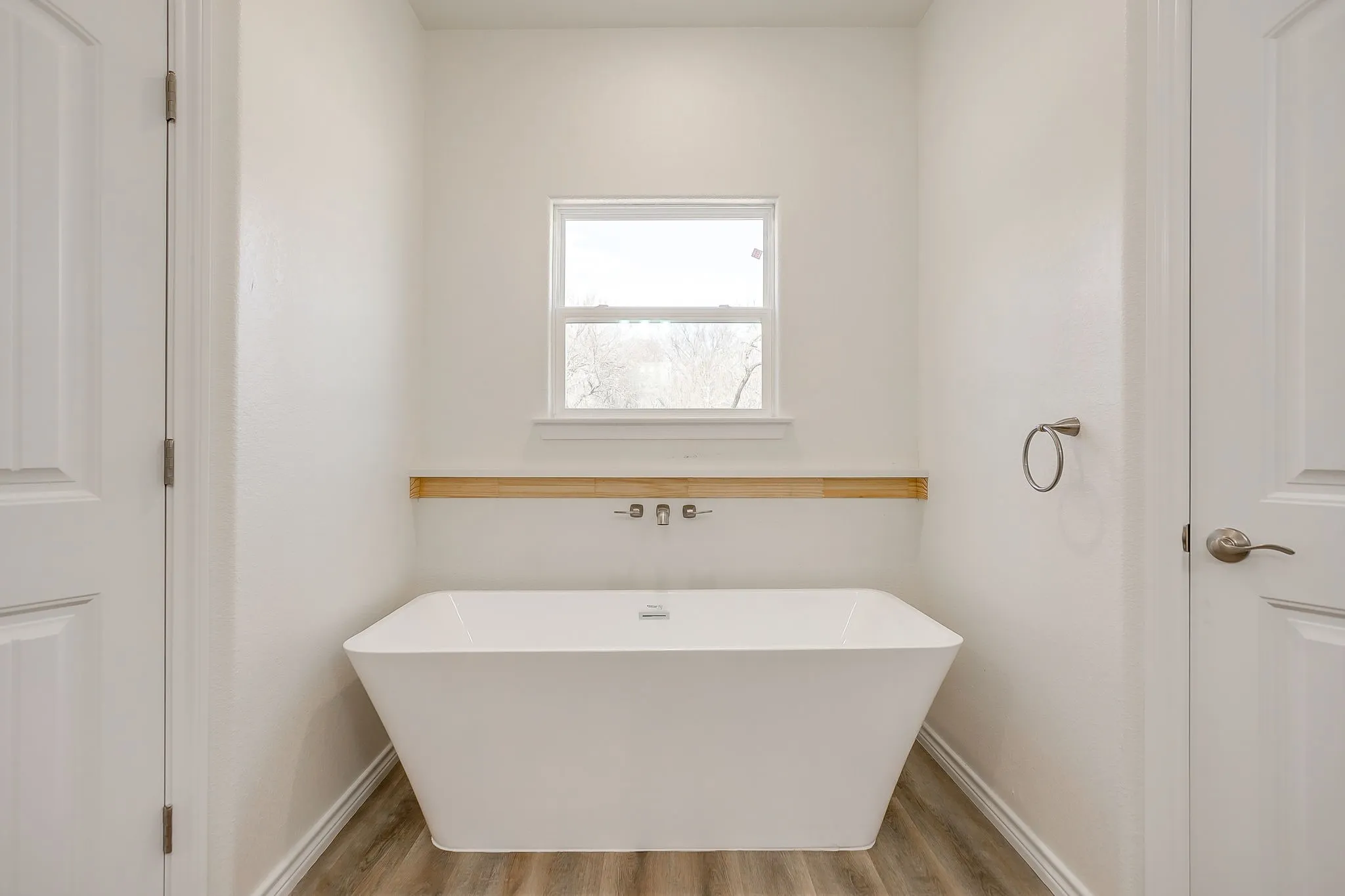Single Family Residence For Sale in Hill County , 130 Abbott Avenue, Covington, Texas 76636, 4 Bedrooms, 2 Bathrooms, 2 Garage spaces, 1,841 Sqft, built in 2026, New Construction - Complete, Price $339,900, mls#21198631, Real Estate Agent in Covington, Homes For Sale in Hill county, Homes For Sale in Covington, Realtor in Covington Texas, Real Estate Brokerage Independent Realty Texas, Luminita Cordes Realtor