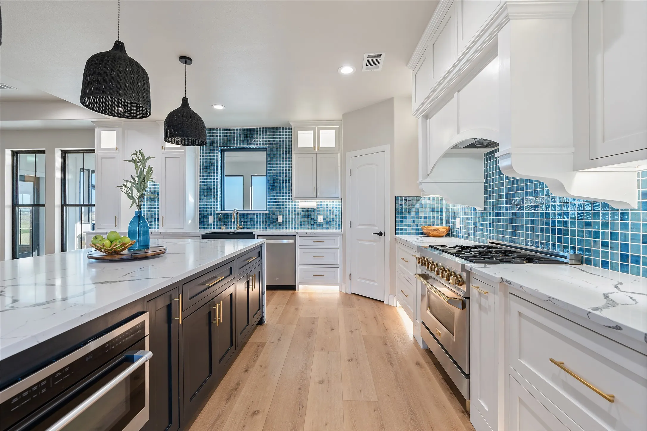 Single Family Residence For Sale in Hunt County , 4319 County Road 2617, Caddo Mills, Texas 75135, 4 Bedroom, 3 Bathroom, 2 Garage spaces, 3,633 Sqft, built in 2022, Preowned, mls#21196000, Real Estate Agent in Caddo Mills, Homes For Sale in Hunt county, Homes For Sale in Caddo Mills, Realtor in Caddo Mills Texas, Real Estate Brokerage Independent Realty Texas, Luminita Cordes Realtor
