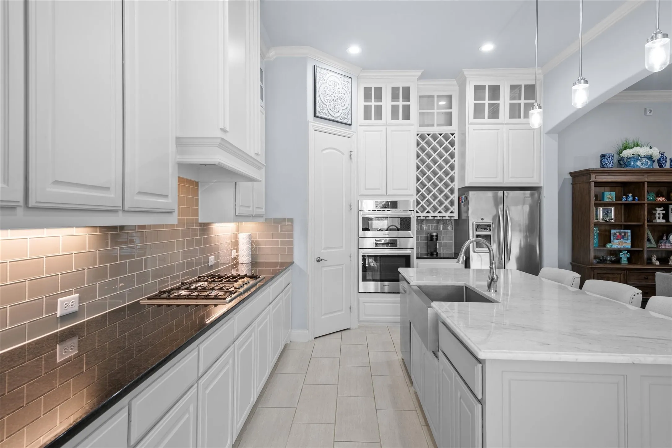 Single Family Residence For Sale in Ellis County , 116 Old Bridge Road, Waxahachie, Texas 75165, 3 Bedroom, 2 Bathroom, 2 Garage spaces, 2,384 Sqft, built in 2016, Preowned, mls#21180882, Real Estate Agent in Waxahachie, Homes For Sale in Ellis county, Homes For Sale in Waxahachie, Realtor in Waxahachie Texas, Real Estate Brokerage Independent Realty Texas, Luminita Cordes Realtor