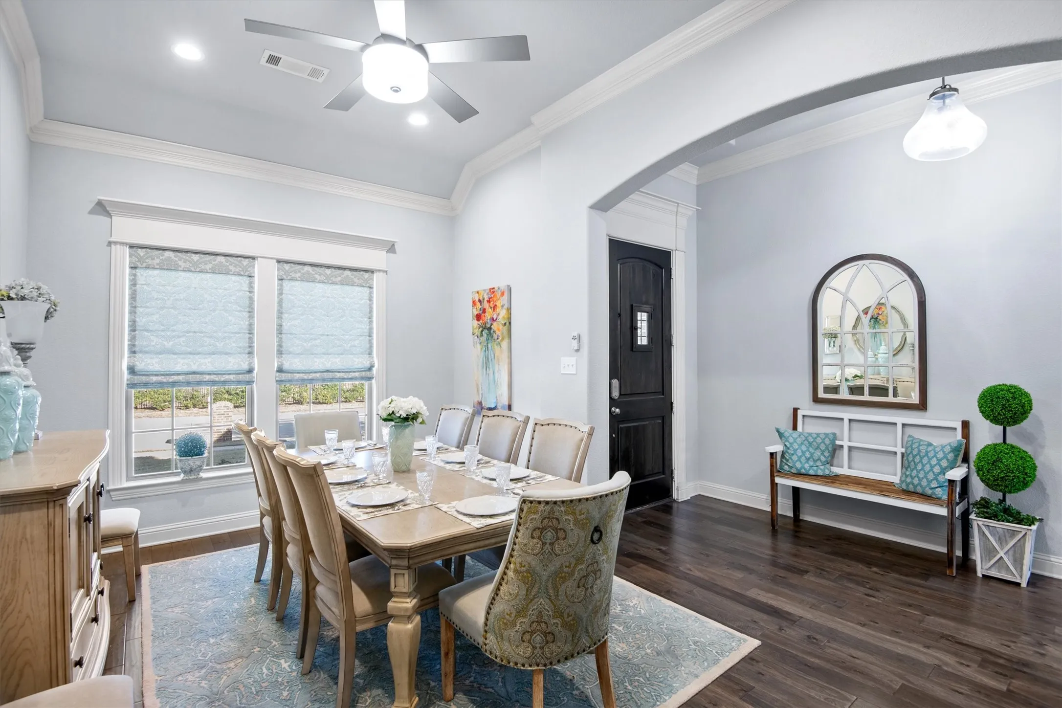 Single Family Residence For Sale in Ellis County , 116 Old Bridge Road, Waxahachie, Texas 75165, 3 Bedroom, 2 Bathroom, 2 Garage spaces, 2,384 Sqft, built in 2016, Preowned, mls#21180882, Real Estate Agent in Waxahachie, Homes For Sale in Ellis county, Homes For Sale in Waxahachie, Realtor in Waxahachie Texas, Real Estate Brokerage Independent Realty Texas, Luminita Cordes Realtor