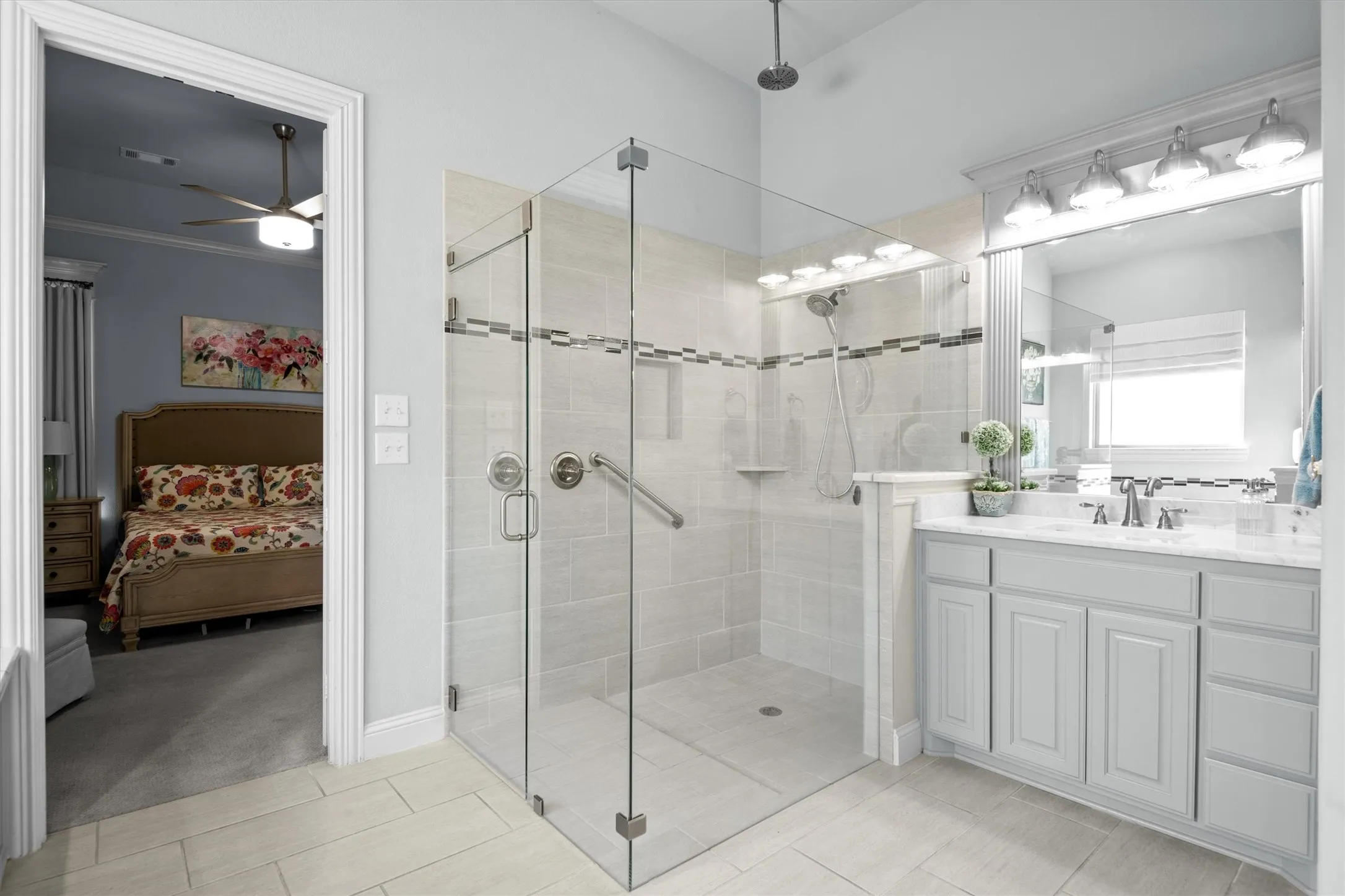 Single Family Residence For Sale in Ellis County , 116 Old Bridge Road, Waxahachie, Texas 75165, 3 Bedroom, 2 Bathroom, 2 Garage spaces, 2,384 Sqft, built in 2016, Preowned, mls#21180882, Real Estate Agent in Waxahachie, Homes For Sale in Ellis county, Homes For Sale in Waxahachie, Realtor in Waxahachie Texas, Real Estate Brokerage Independent Realty Texas, Luminita Cordes Realtor