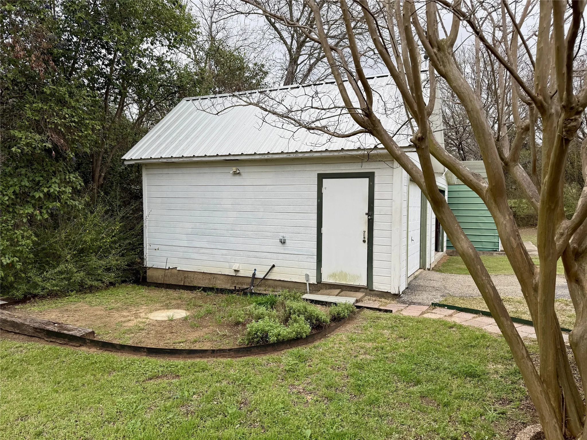 Garage that was converted to wash house