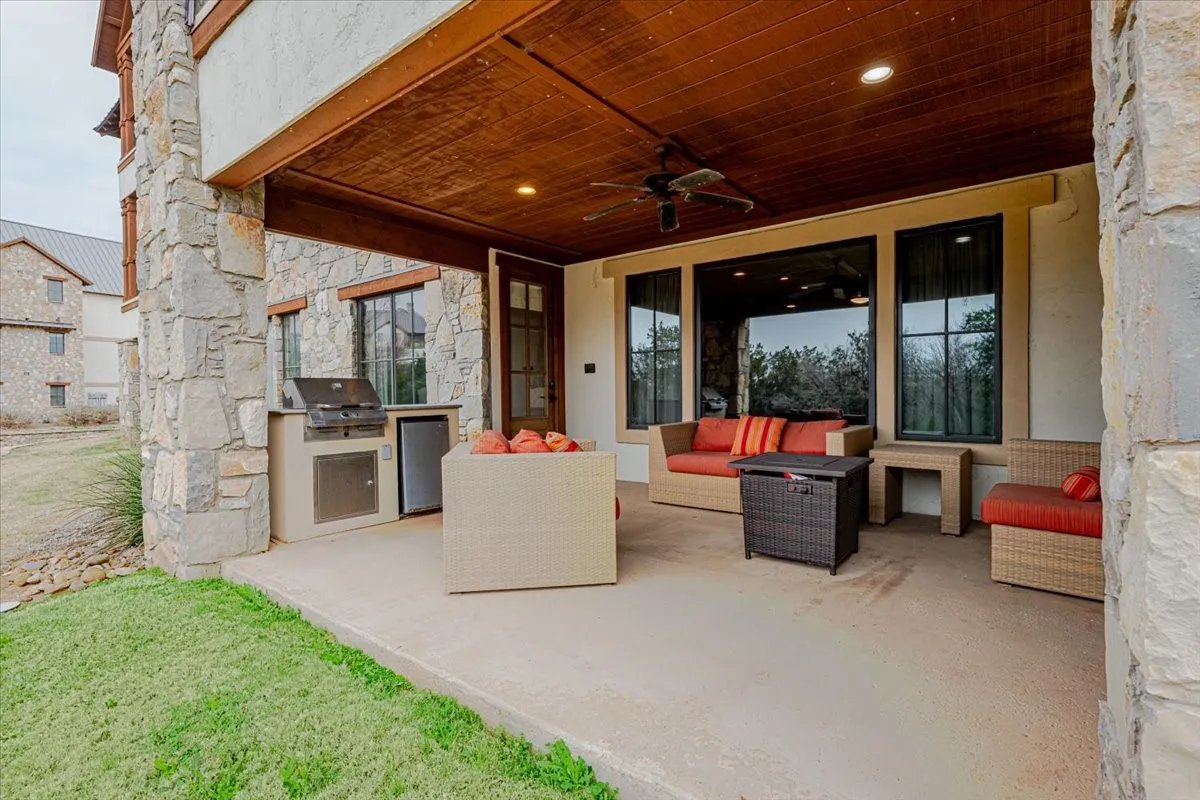 Condominium For Sale in Palo Pinto County , 2033 Harbor Way 103, Graford, Texas 76449, 3 Bedroom, 3 Bathroom, 1 Garage spaces, 1,963 Sqft, built in 2008, mls#21191767, Real Estate Agent in Graford, Homes For Sale in Palo Pinto county, Homes For Sale in Graford, Realtor in Graford Texas, Real Estate Brokerage Independent Realty Texas, Luminita Cordes Realtor