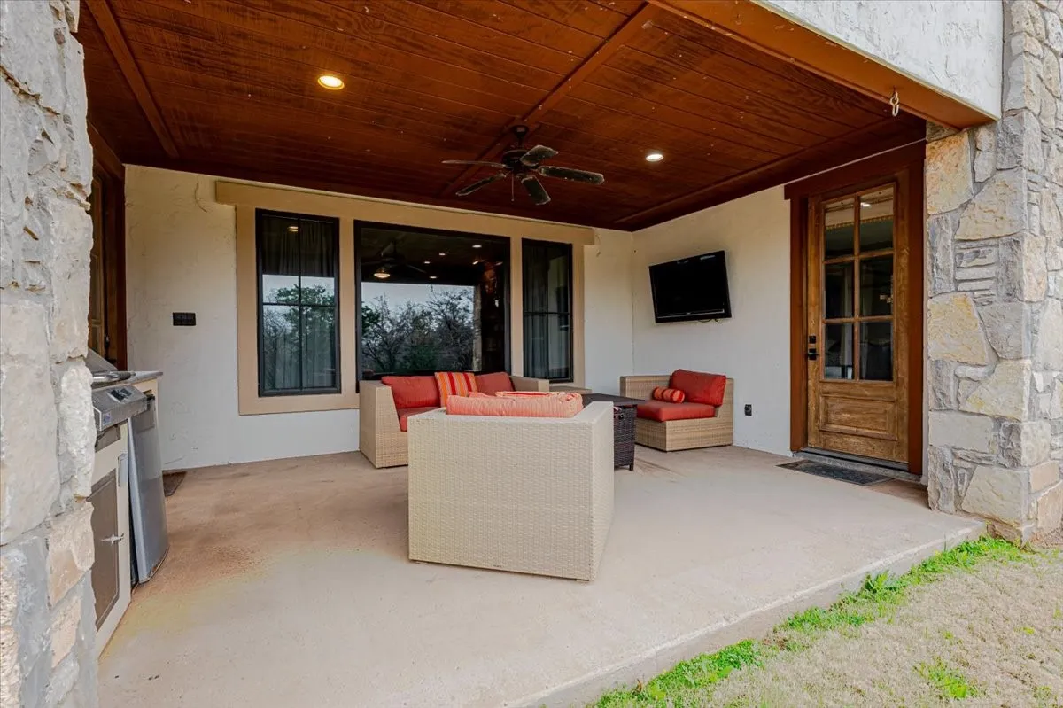 Condominium For Sale in Palo Pinto County , 2033 Harbor Way 103, Graford, Texas 76449, 3 Bedroom, 3 Bathroom, 1 Garage spaces, 1,963 Sqft, built in 2008, mls#21191767, Real Estate Agent in Graford, Homes For Sale in Palo Pinto county, Homes For Sale in Graford, Realtor in Graford Texas, Real Estate Brokerage Independent Realty Texas, Luminita Cordes Realtor
