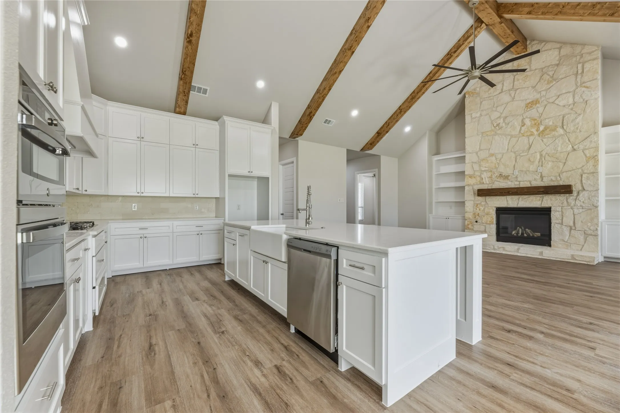 Single Family Residence For Sale in Johnson County , 8400 Stallion Drive, Godley, Texas 76044, 3 Bedroom, 3 Bathroom, 3 Garage spaces, 2,518 Sqft, built in 2026, New Construction - Incomplete, mls#21193366, Real Estate Agent in Godley, Homes For Sale in Johnson county, Homes For Sale in Godley, Realtor in Godley Texas, Real Estate Brokerage Independent Realty Texas, Luminita Cordes Realtor
