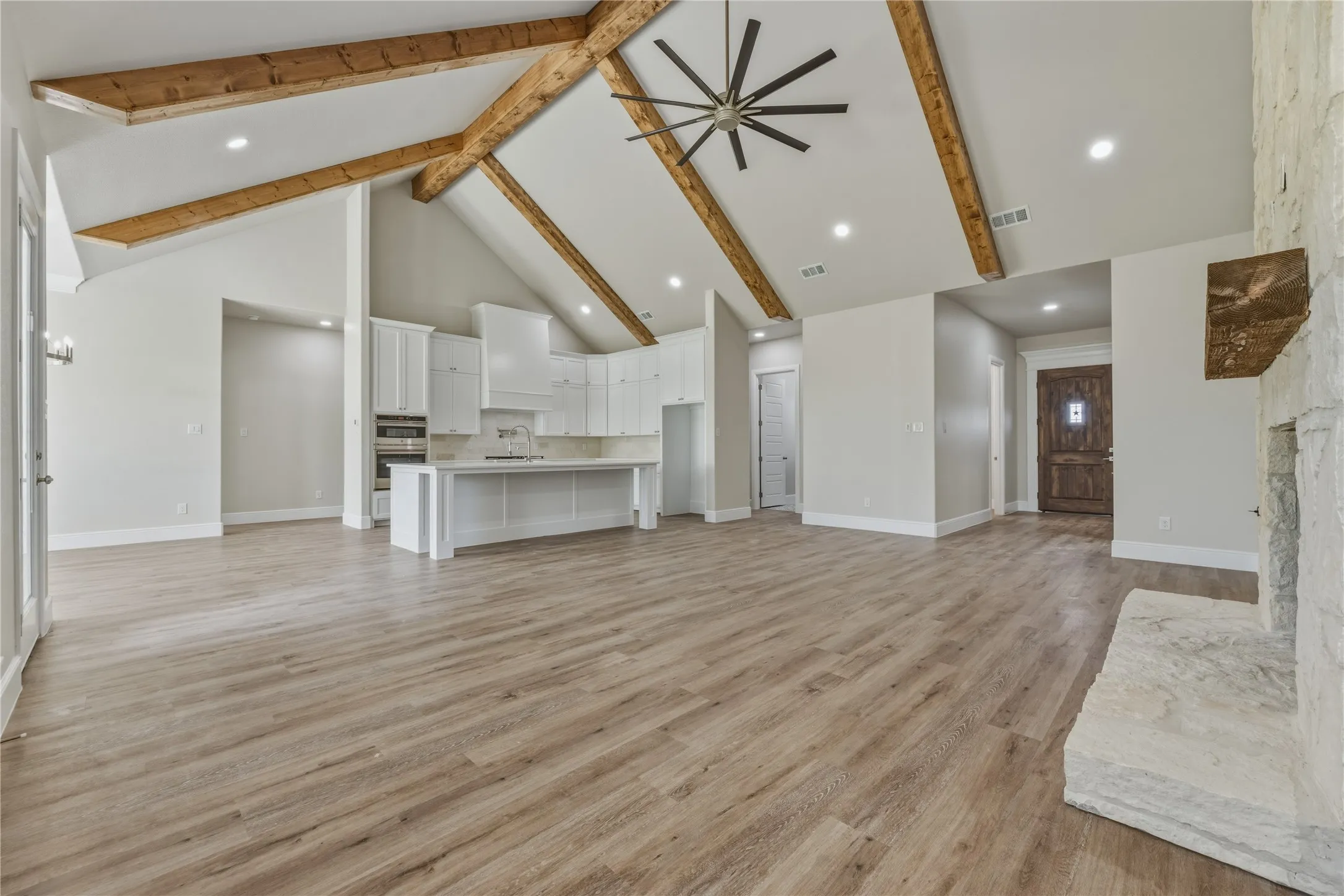 Single Family Residence For Sale in Johnson County , 8400 Stallion Drive, Godley, Texas 76044, 3 Bedroom, 3 Bathroom, 3 Garage spaces, 2,518 Sqft, built in 2026, New Construction - Incomplete, mls#21193366, Real Estate Agent in Godley, Homes For Sale in Johnson county, Homes For Sale in Godley, Realtor in Godley Texas, Real Estate Brokerage Independent Realty Texas, Luminita Cordes Realtor