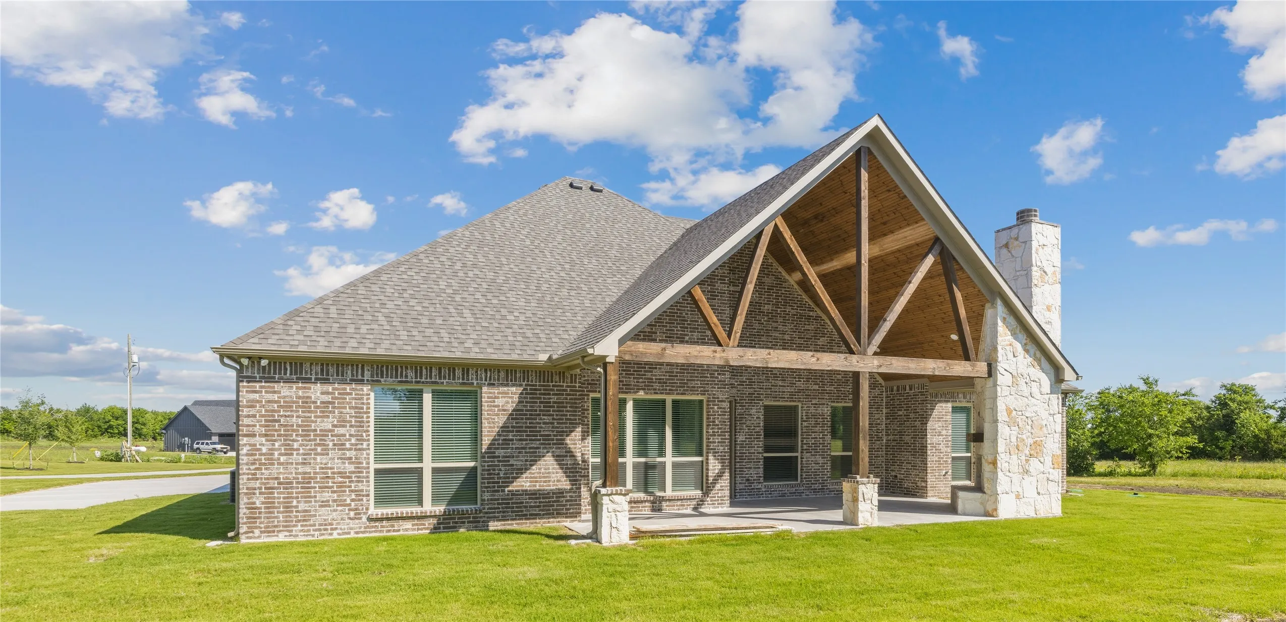 Single Family Residence For Sale in Johnson County , 8400 Stallion Drive, Godley, Texas 76044, 3 Bedroom, 3 Bathroom, 3 Garage spaces, 2,518 Sqft, built in 2026, New Construction - Incomplete, mls#21193366, Real Estate Agent in Godley, Homes For Sale in Johnson county, Homes For Sale in Godley, Realtor in Godley Texas, Real Estate Brokerage Independent Realty Texas, Luminita Cordes Realtor