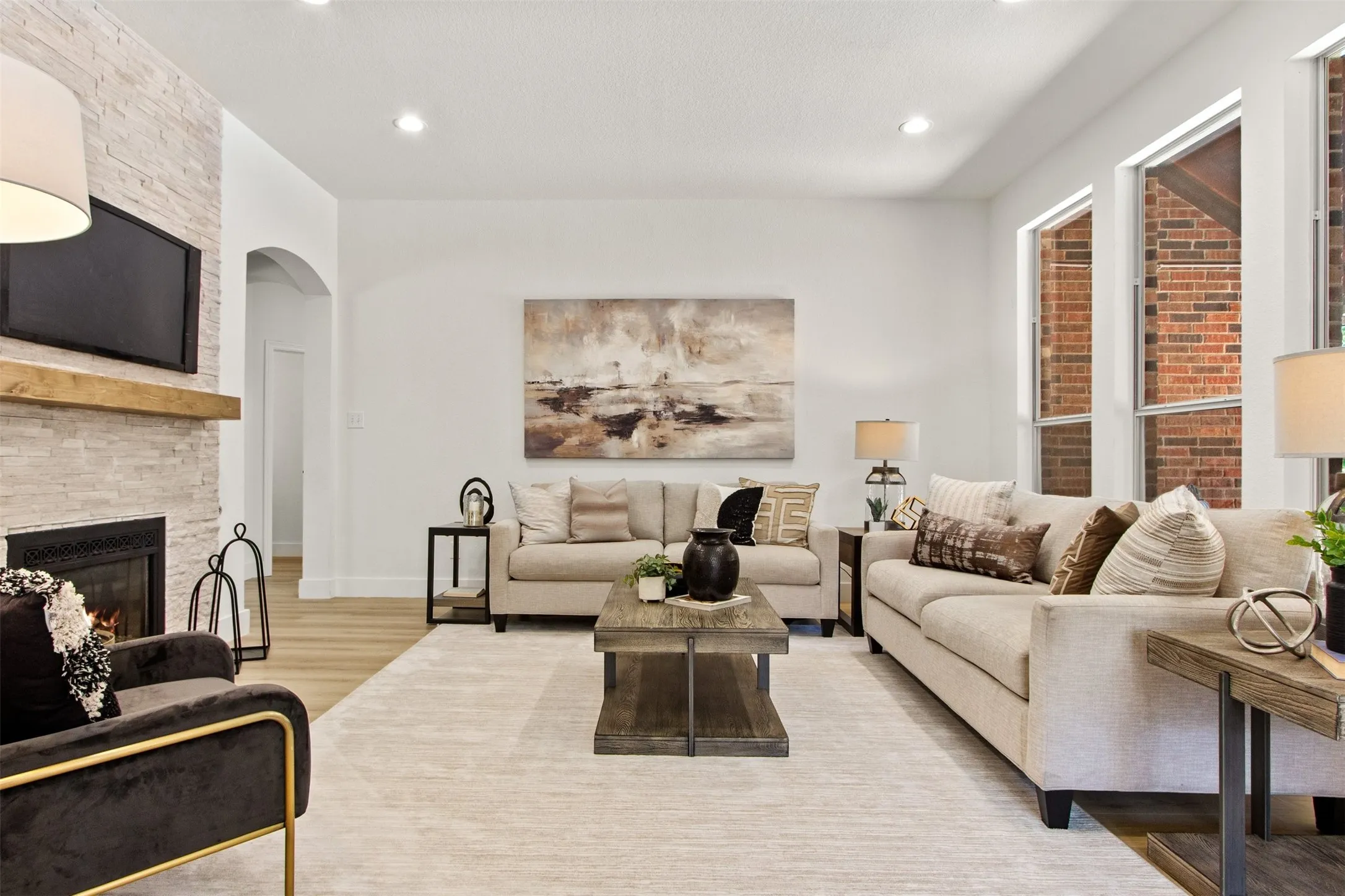 Single Family Residence For Sale in Collin County , 421 Soren Drive, Murphy, Texas 75094, 4 Bedroom, 4 Bathroom, 2 Garage spaces, 3,445 Sqft, built in 2001, Preowned, mls#21199767, Real Estate Agent in Murphy, Homes For Sale in Collin county, Homes For Sale in Murphy, Realtor in Murphy Texas, Real Estate Brokerage Independent Realty Texas, Luminita Cordes Realtor