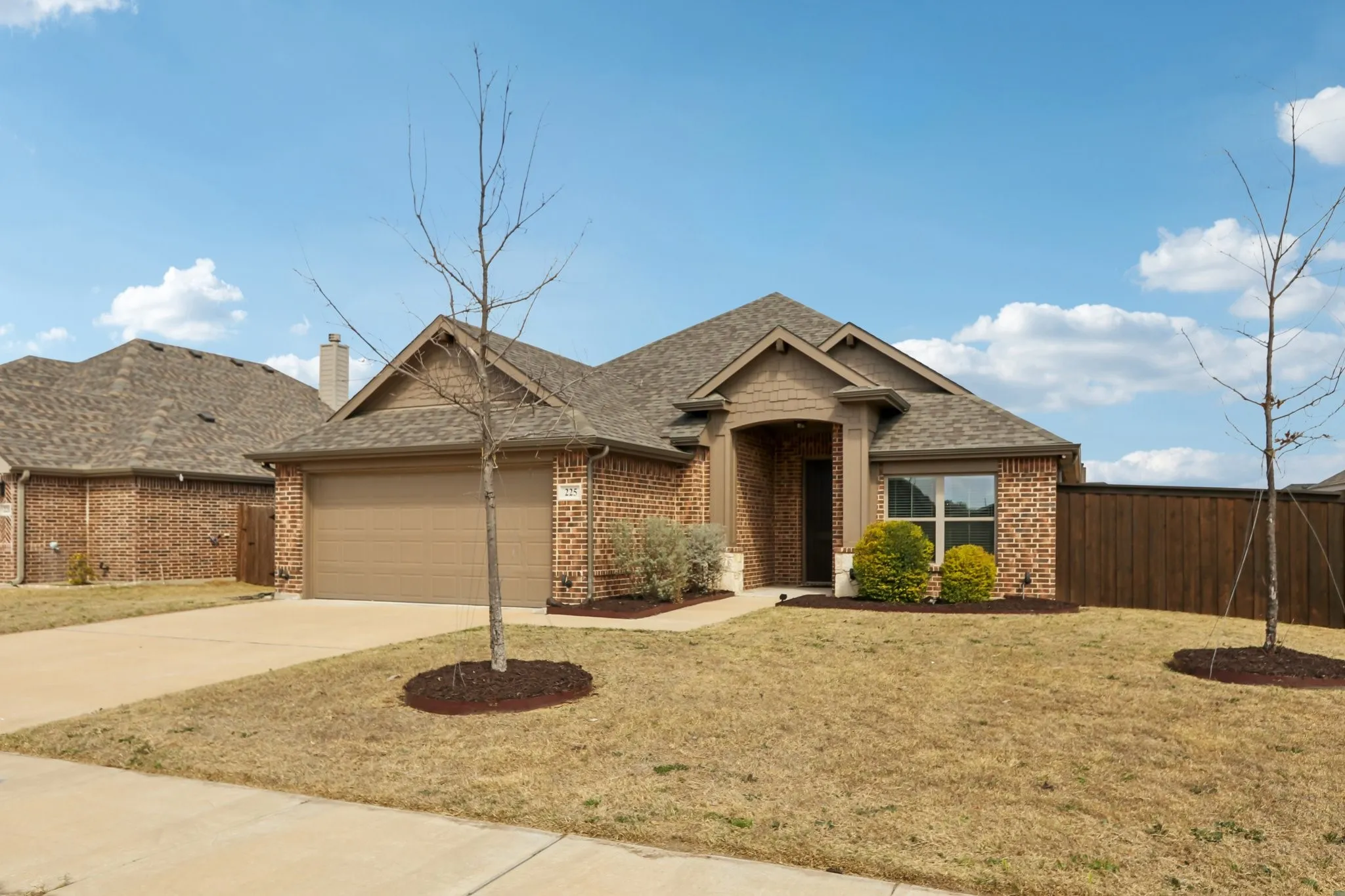 Single Family Residence For Sale in Ellis County , 225 Brazos Drive, Waxahachie, Texas 75165, 4 Bedroom, 2 Bathroom, 2 Garage spaces, 1,871 Sqft, built in 2022, mls#21199491, Real Estate Agent in Waxahachie, Homes For Sale in Ellis county, Homes For Sale in Waxahachie, Realtor in Waxahachie Texas, Real Estate Brokerage Independent Realty Texas, Luminita Cordes Realtor