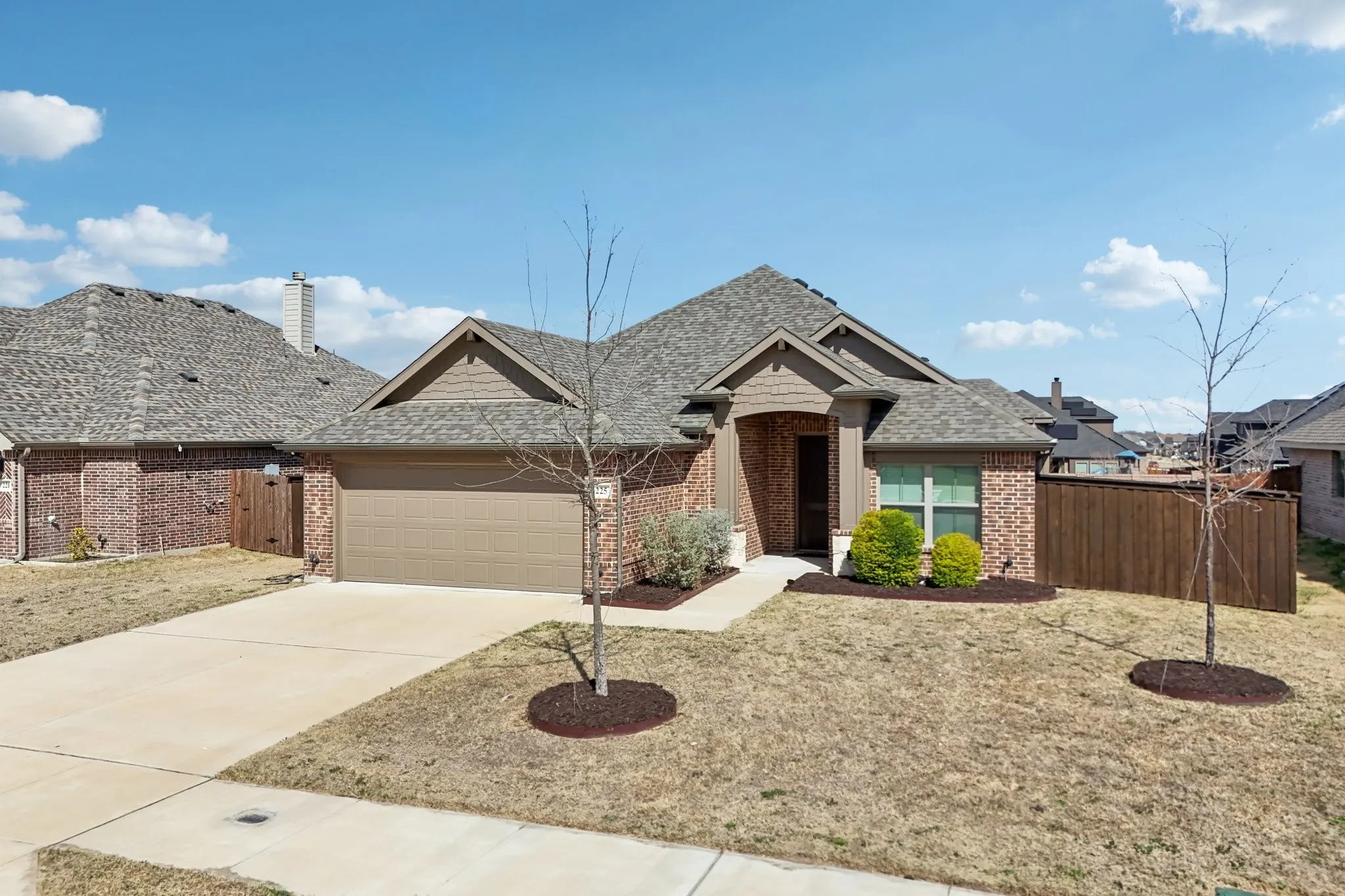 Single Family Residence For Sale in Ellis County , 225 Brazos Drive, Waxahachie, Texas 75165, 4 Bedroom, 2 Bathroom, 2 Garage spaces, 1,871 Sqft, built in 2022, mls#21199491, Real Estate Agent in Waxahachie, Homes For Sale in Ellis county, Homes For Sale in Waxahachie, Realtor in Waxahachie Texas, Real Estate Brokerage Independent Realty Texas, Luminita Cordes Realtor