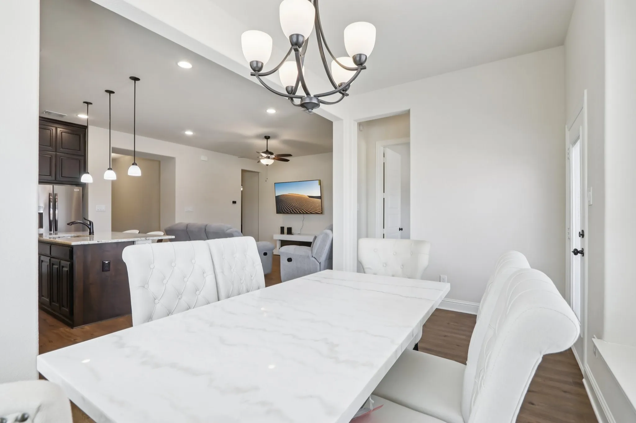Single Family Residence For Sale in Ellis County , 225 Brazos Drive, Waxahachie, Texas 75165, 4 Bedroom, 2 Bathroom, 2 Garage spaces, 1,871 Sqft, built in 2022, mls#21199491, Real Estate Agent in Waxahachie, Homes For Sale in Ellis county, Homes For Sale in Waxahachie, Realtor in Waxahachie Texas, Real Estate Brokerage Independent Realty Texas, Luminita Cordes Realtor