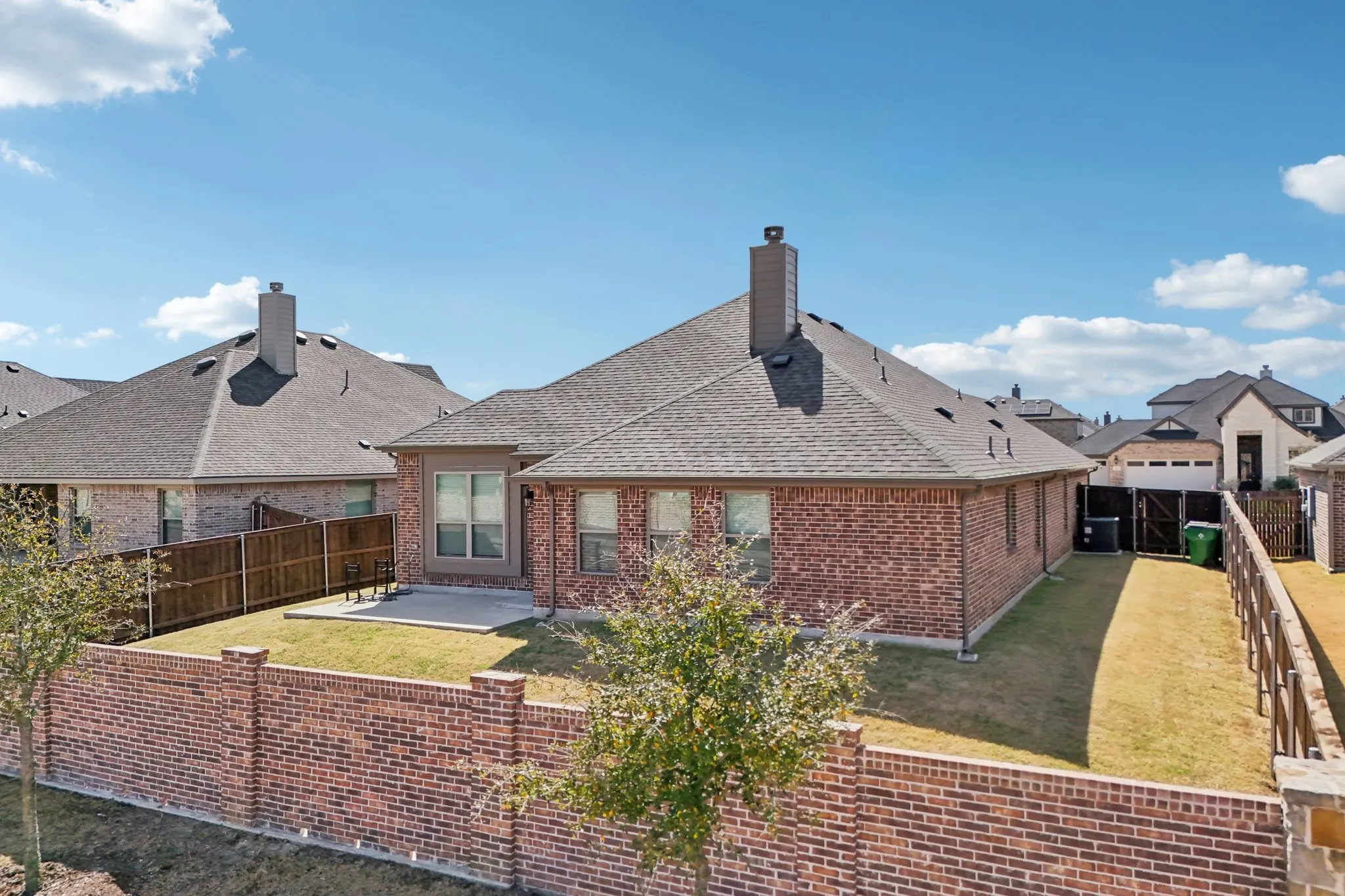 Single Family Residence For Sale in Ellis County , 225 Brazos Drive, Waxahachie, Texas 75165, 4 Bedroom, 2 Bathroom, 2 Garage spaces, 1,871 Sqft, built in 2022, mls#21199491, Real Estate Agent in Waxahachie, Homes For Sale in Ellis county, Homes For Sale in Waxahachie, Realtor in Waxahachie Texas, Real Estate Brokerage Independent Realty Texas, Luminita Cordes Realtor