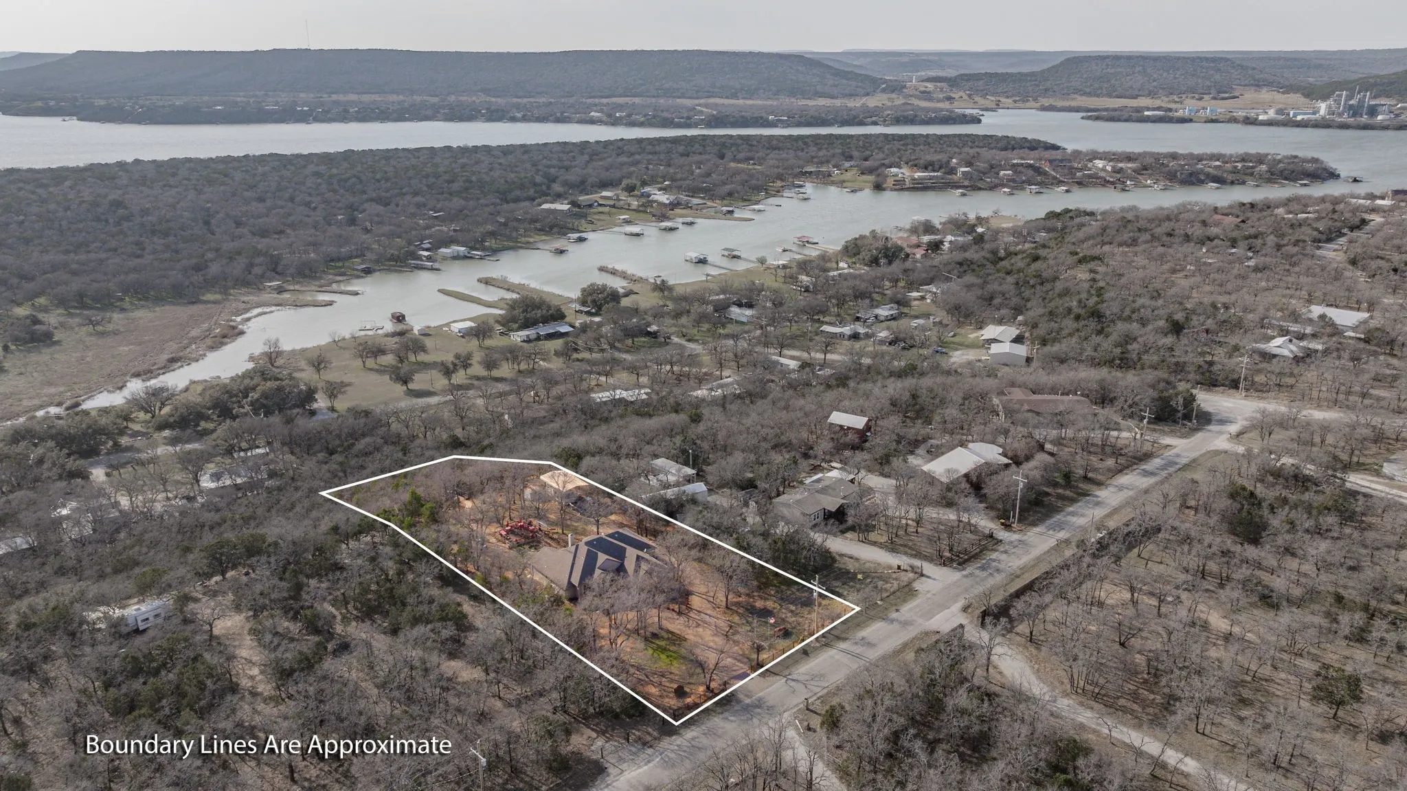 Single Family Residence For Sale in Palo Pinto County , 4259 S Lakeview Drive, Gordon, Texas 76453, 3 Bedroom, 3 Bathroom, 2 Garage spaces, 2,286 Sqft, built in 2007, mls#21199455, Real Estate Agent in Gordon, Homes For Sale in Palo Pinto county, Homes For Sale in Gordon, Realtor in Gordon Texas, Real Estate Brokerage Independent Realty Texas, Luminita Cordes Realtor