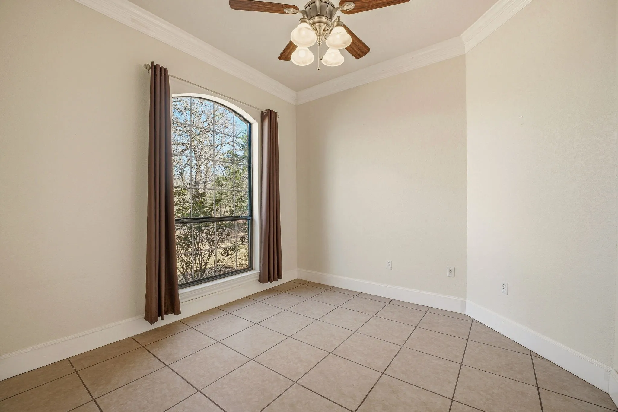 Single Family Residence For Sale in Palo Pinto County , 4259 S Lakeview Drive, Gordon, Texas 76453, 3 Bedroom, 3 Bathroom, 2 Garage spaces, 2,286 Sqft, built in 2007, mls#21199455, Real Estate Agent in Gordon, Homes For Sale in Palo Pinto county, Homes For Sale in Gordon, Realtor in Gordon Texas, Real Estate Brokerage Independent Realty Texas, Luminita Cordes Realtor