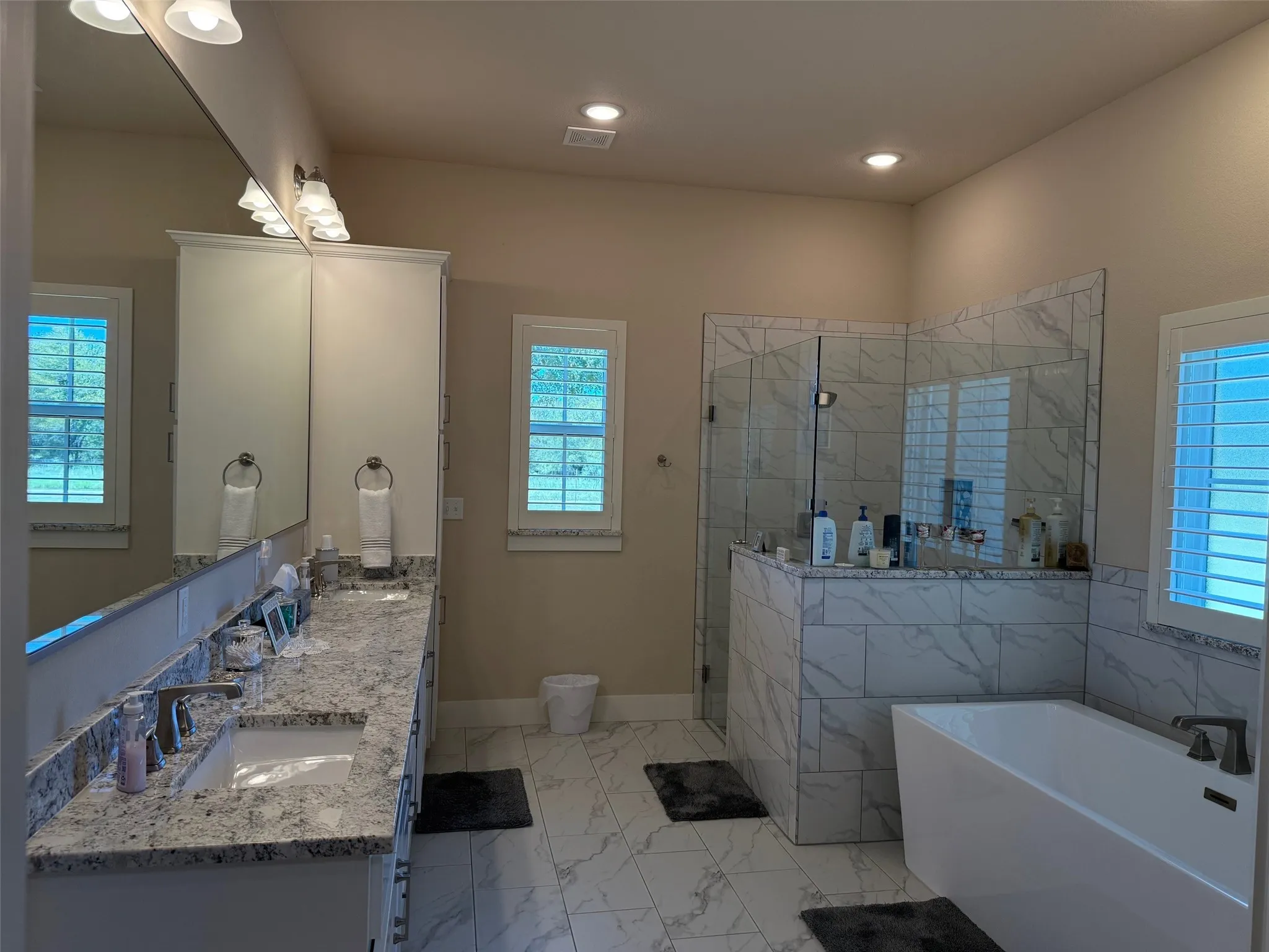 Single Family Residence For Sale in Wise County , 130 Demonbreun Court, Chico, Texas 76431, 4 Bedroom, 4 Bathroom, 3 Garage spaces, 2,718 Sqft, built in 2022, Preowned, mls#21199764, Real Estate Agent in Chico, Homes For Sale in Wise county, Homes For Sale in Chico, Realtor in Chico Texas, Real Estate Brokerage Independent Realty Texas, Luminita Cordes Realtor