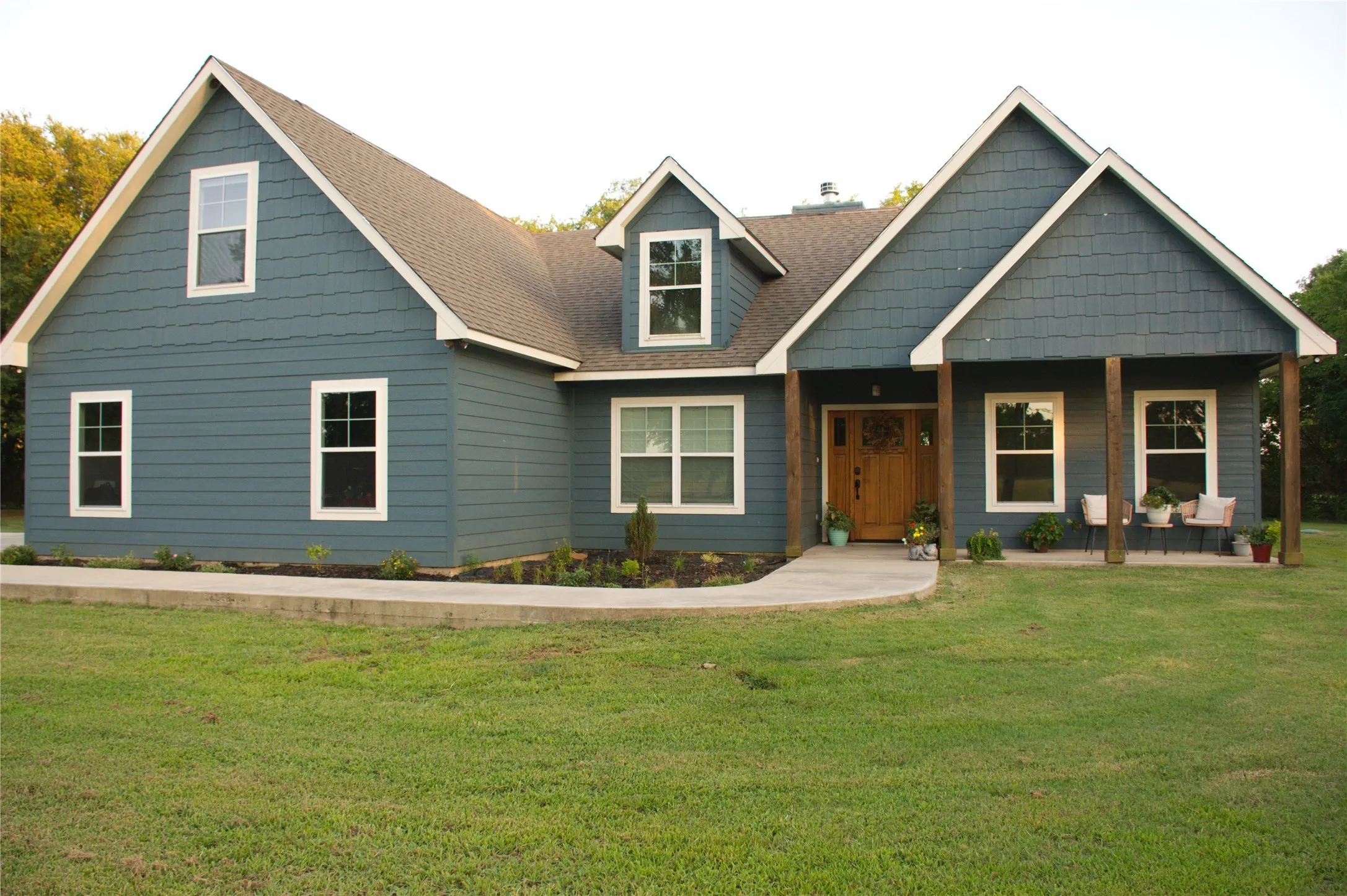 Single Family Residence For Sale in Hopkins County , 1503 County Road 3385, Saltillo, Texas 75478, 4 Bedroom, 4 Bathroom, 2 Garage spaces, 2,794 Sqft, built in 2023, Preowned, mls#21198412, Real Estate Agent in Saltillo, Homes For Sale in Hopkins county, Homes For Sale in Saltillo, Realtor in Saltillo Texas, Real Estate Brokerage Independent Realty Texas, Luminita Cordes Realtor