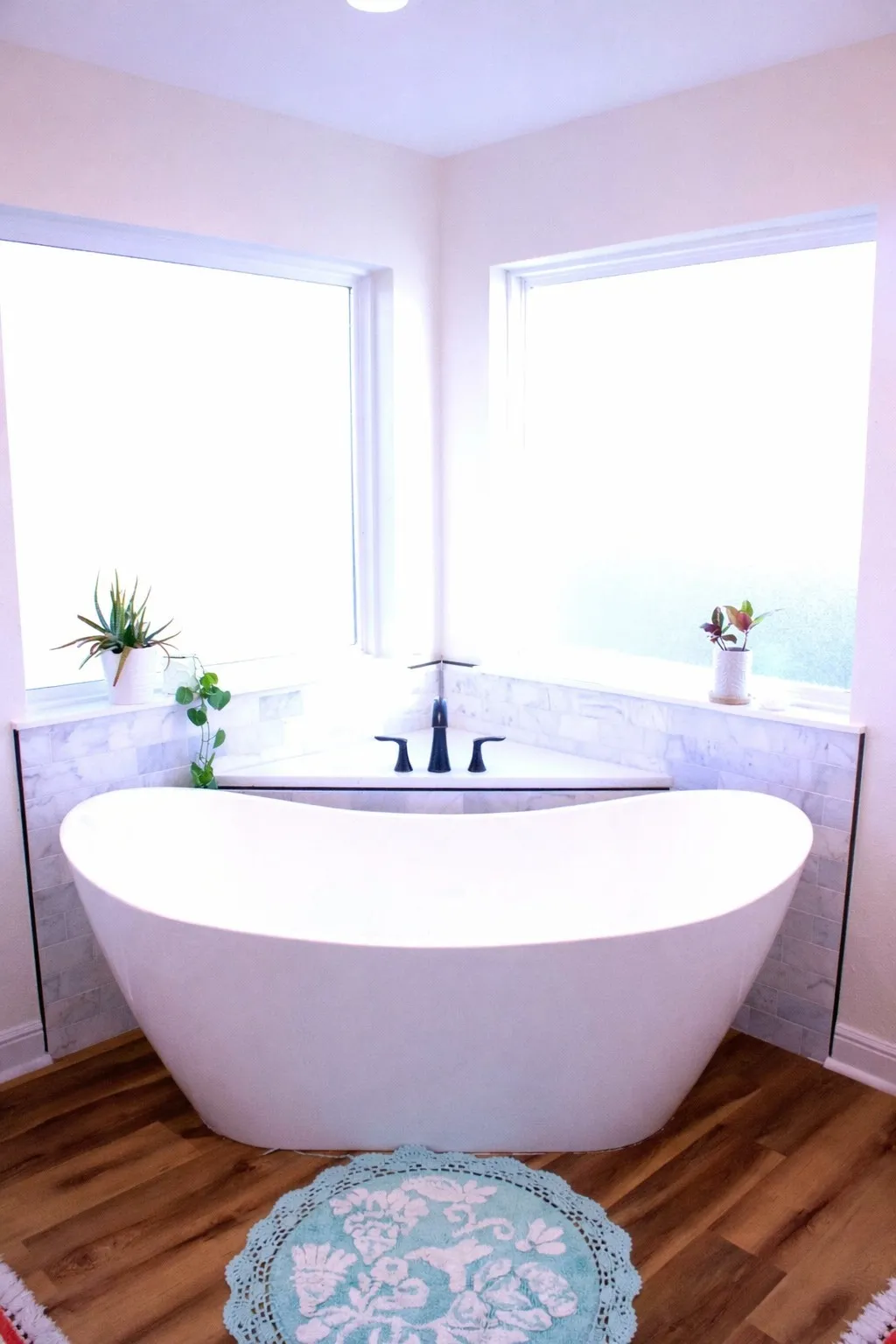 Primary Bathroom Spa like Bathtub