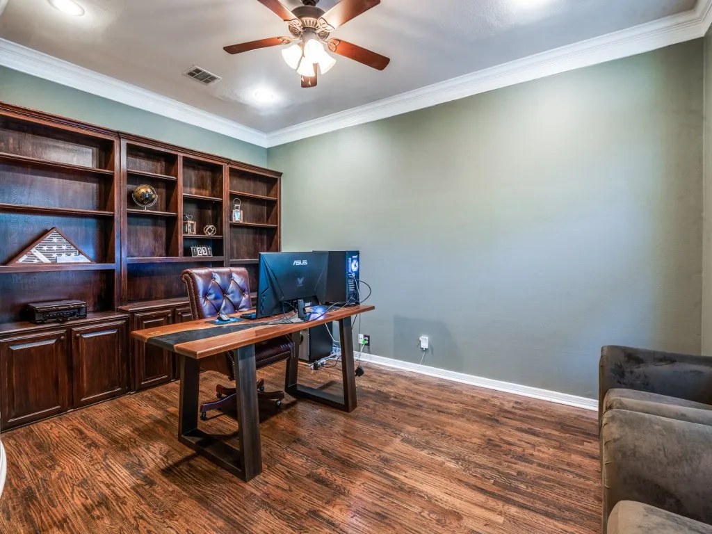 Beautiful built ins