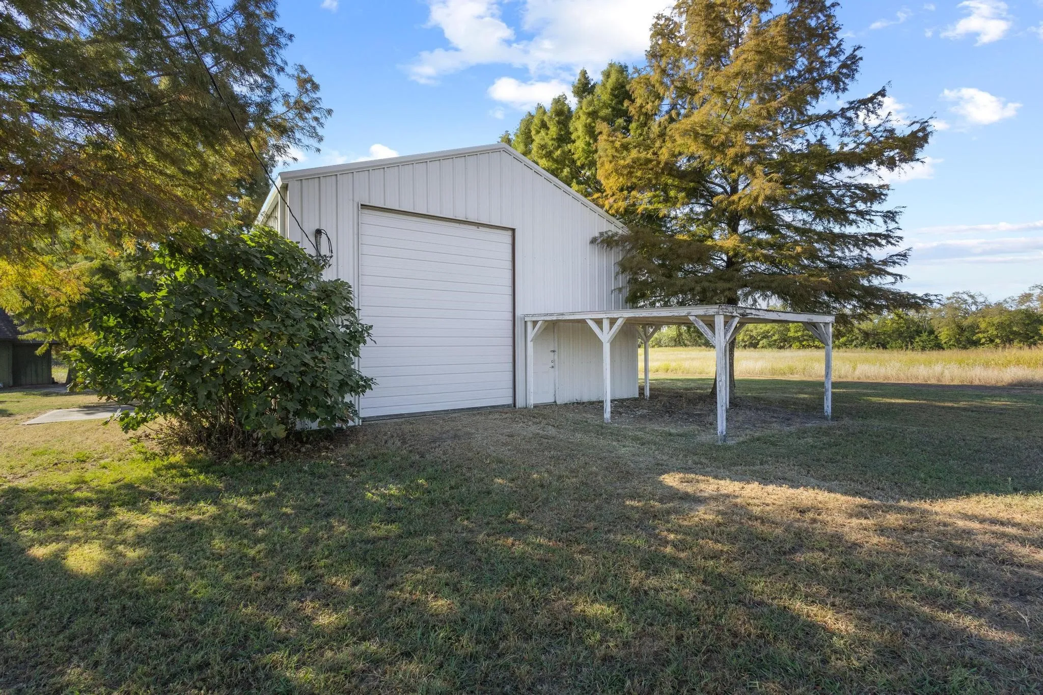 40x30 Shop with 3 roll up doors