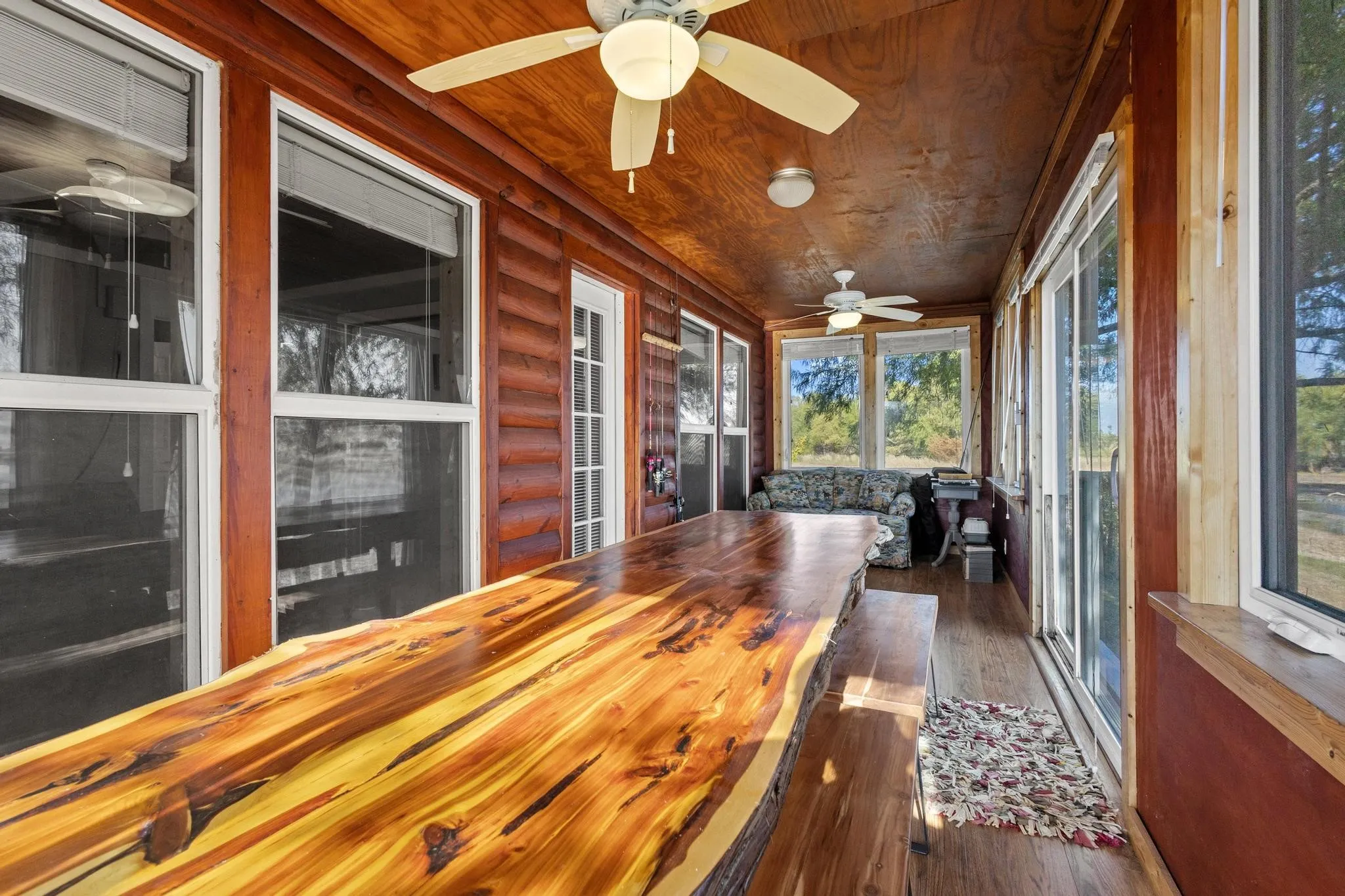 Cabin sun room