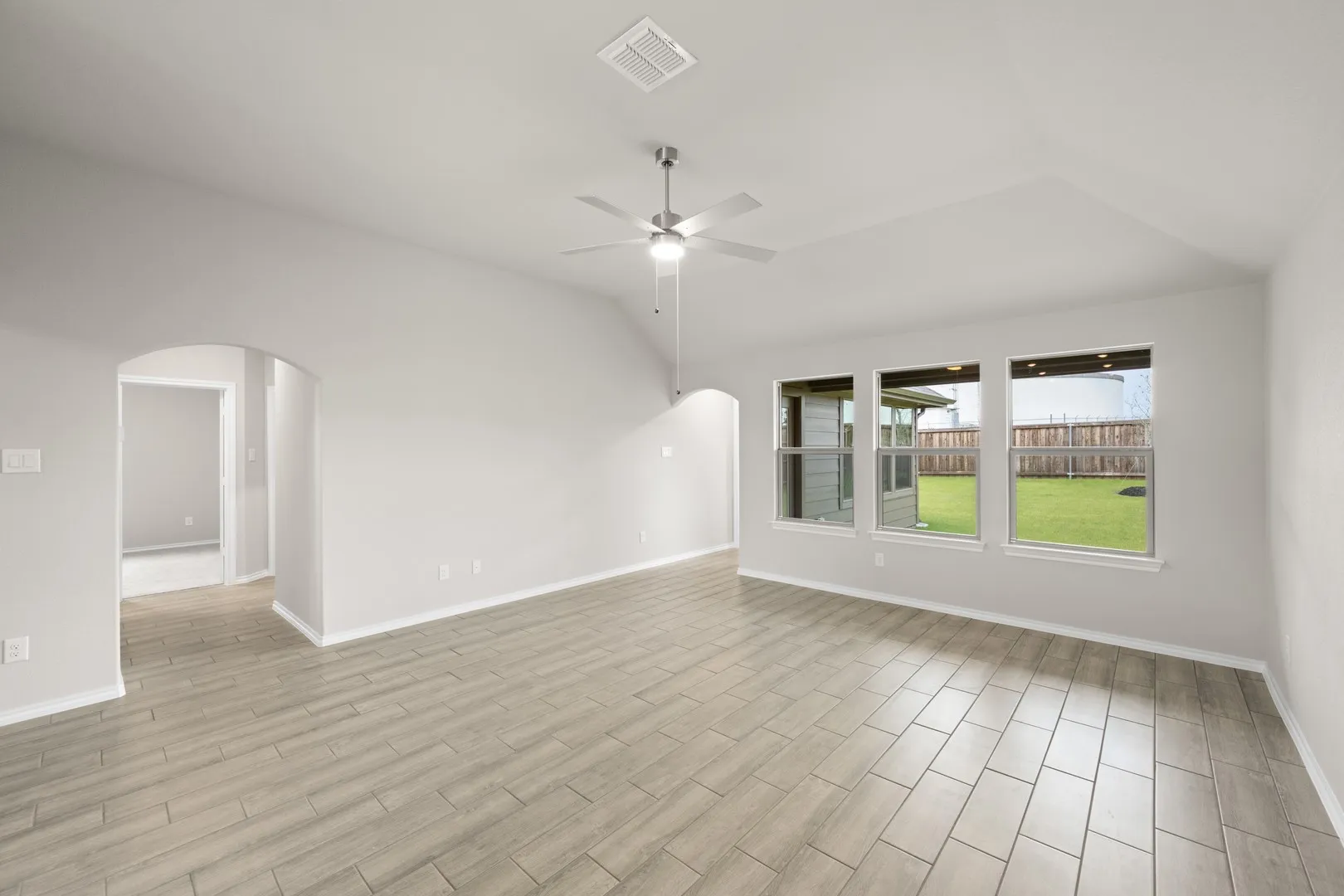 DFW-Chisholm Hills-Concept 1503-806 Misty Lane- Living Room -Risewell Homes-1