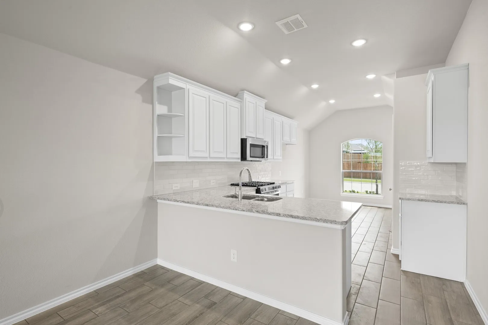 DFW-Chisholm Hills-Concept 1503-806 Misty Lane- Kitchen -Risewell Homes-1