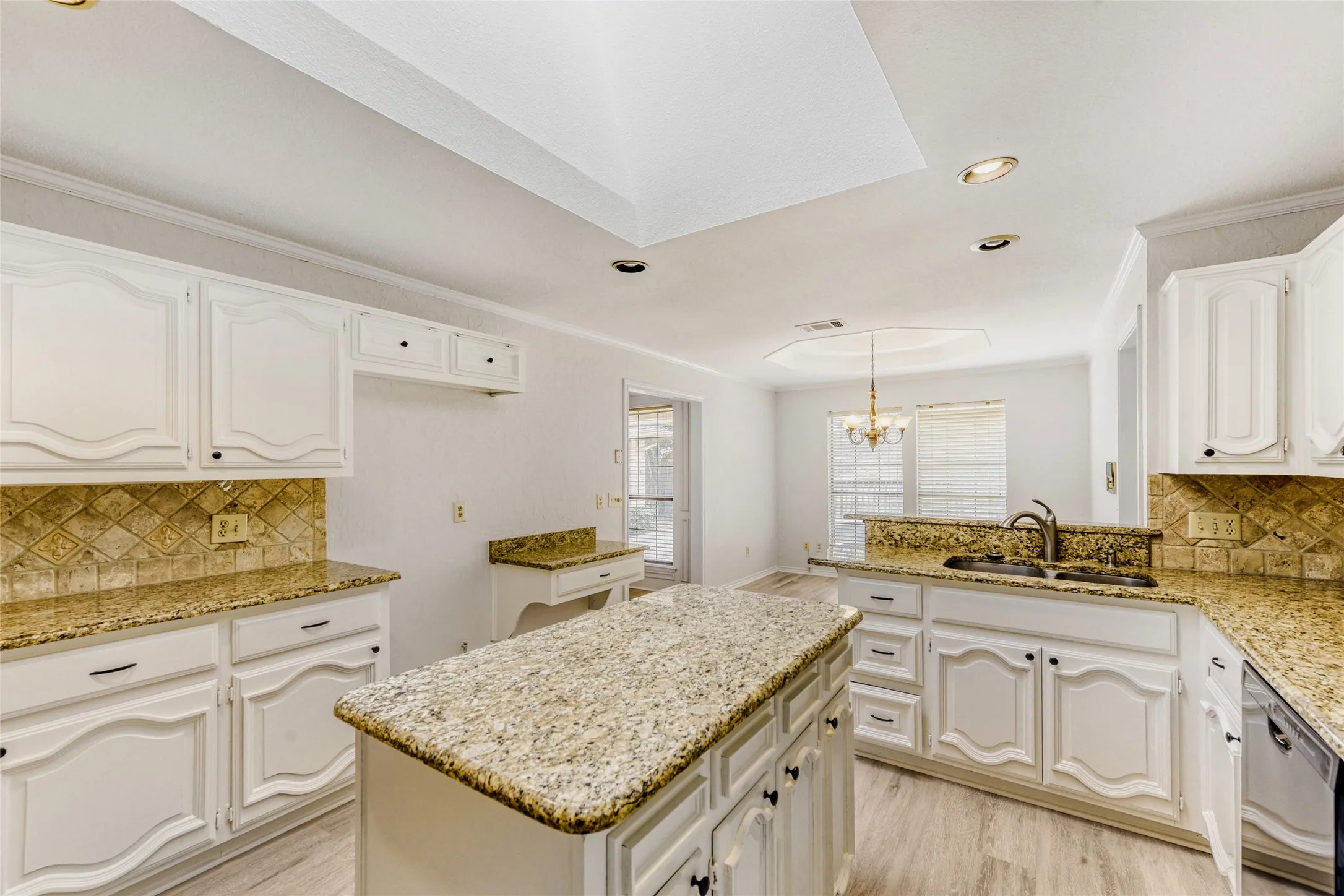 Single Family Residence For Sale in Collin County , 2005 Lambert Court, Plano, Texas 75075, 4 Bedroom, 3 Bathroom, 2 Garage spaces, 2,819 Sqft, built in 1984, mls#21130343, Real Estate Agent in Plano, Homes For Sale in Collin county, Homes For Sale in Plano, Realtor in Plano Texas, Real Estate Brokerage Independent Realty Texas, Luminita Cordes Realtor