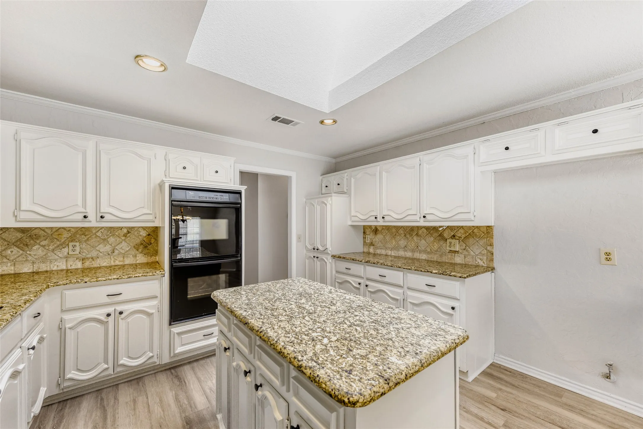 Single Family Residence For Sale in Collin County , 2005 Lambert Court, Plano, Texas 75075, 4 Bedroom, 3 Bathroom, 2 Garage spaces, 2,819 Sqft, built in 1984, mls#21130343, Real Estate Agent in Plano, Homes For Sale in Collin county, Homes For Sale in Plano, Realtor in Plano Texas, Real Estate Brokerage Independent Realty Texas, Luminita Cordes Realtor